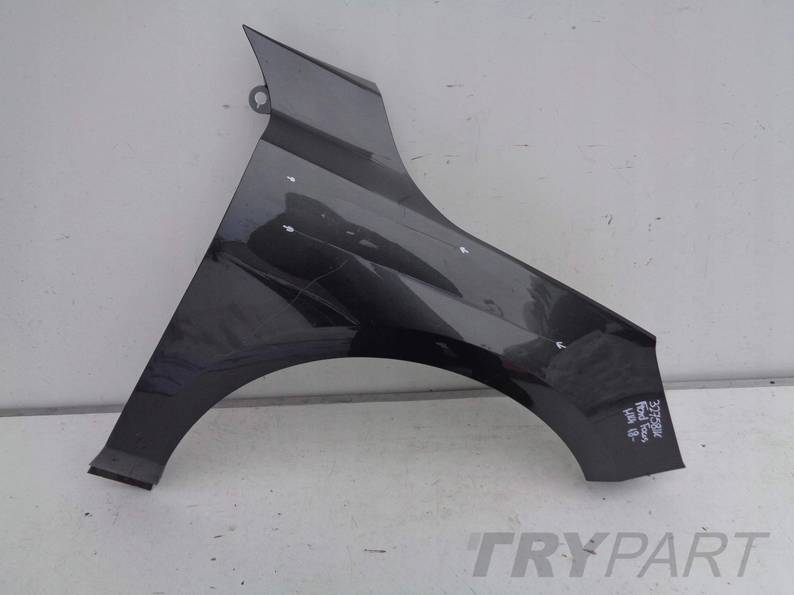 FRONT RIGHT FENDER FORD FOCUS MK4 18- NO. 32758