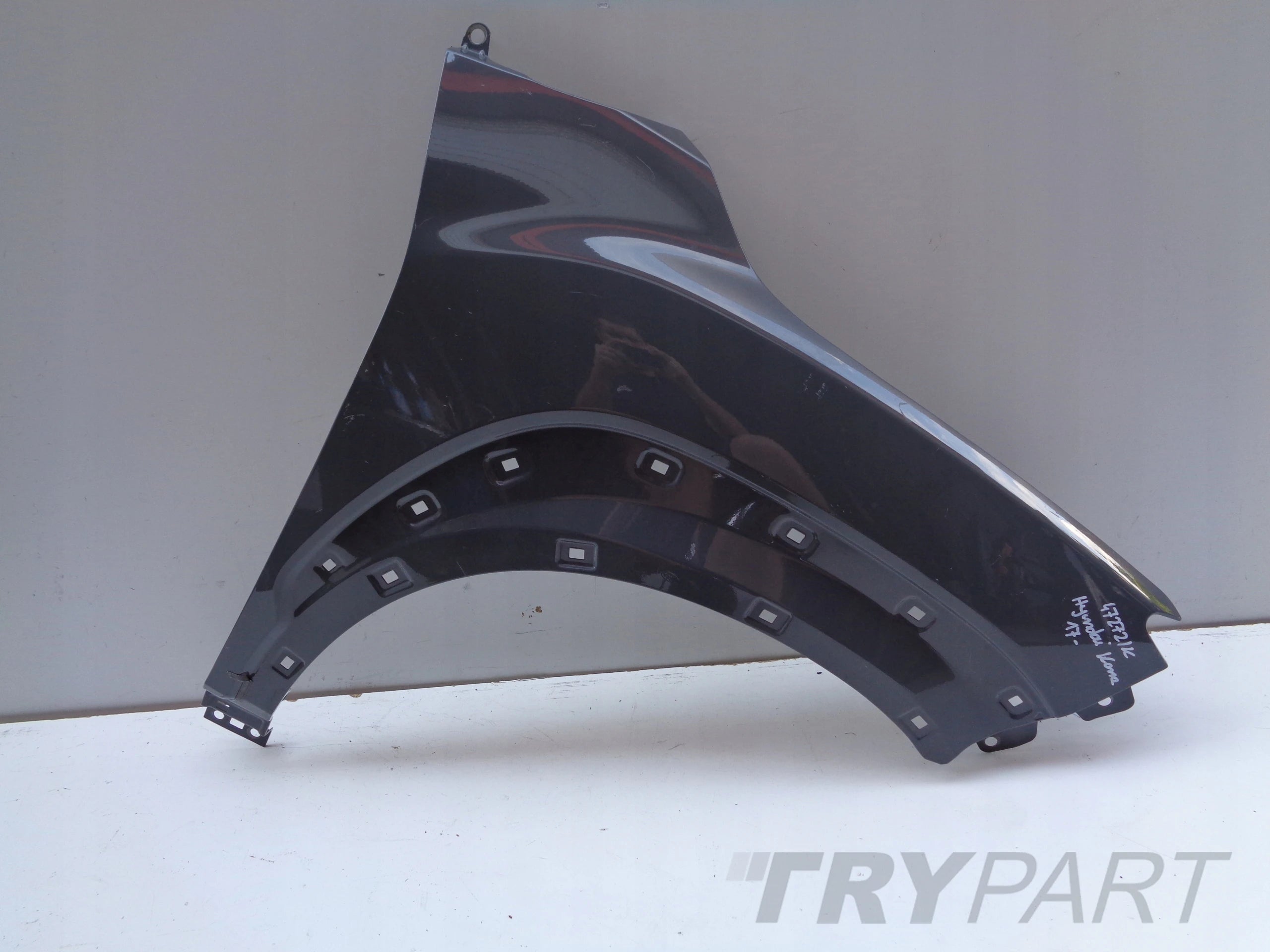 FRONT RIGHT FENDER HYUNDAI KONA 17- NO. 47272