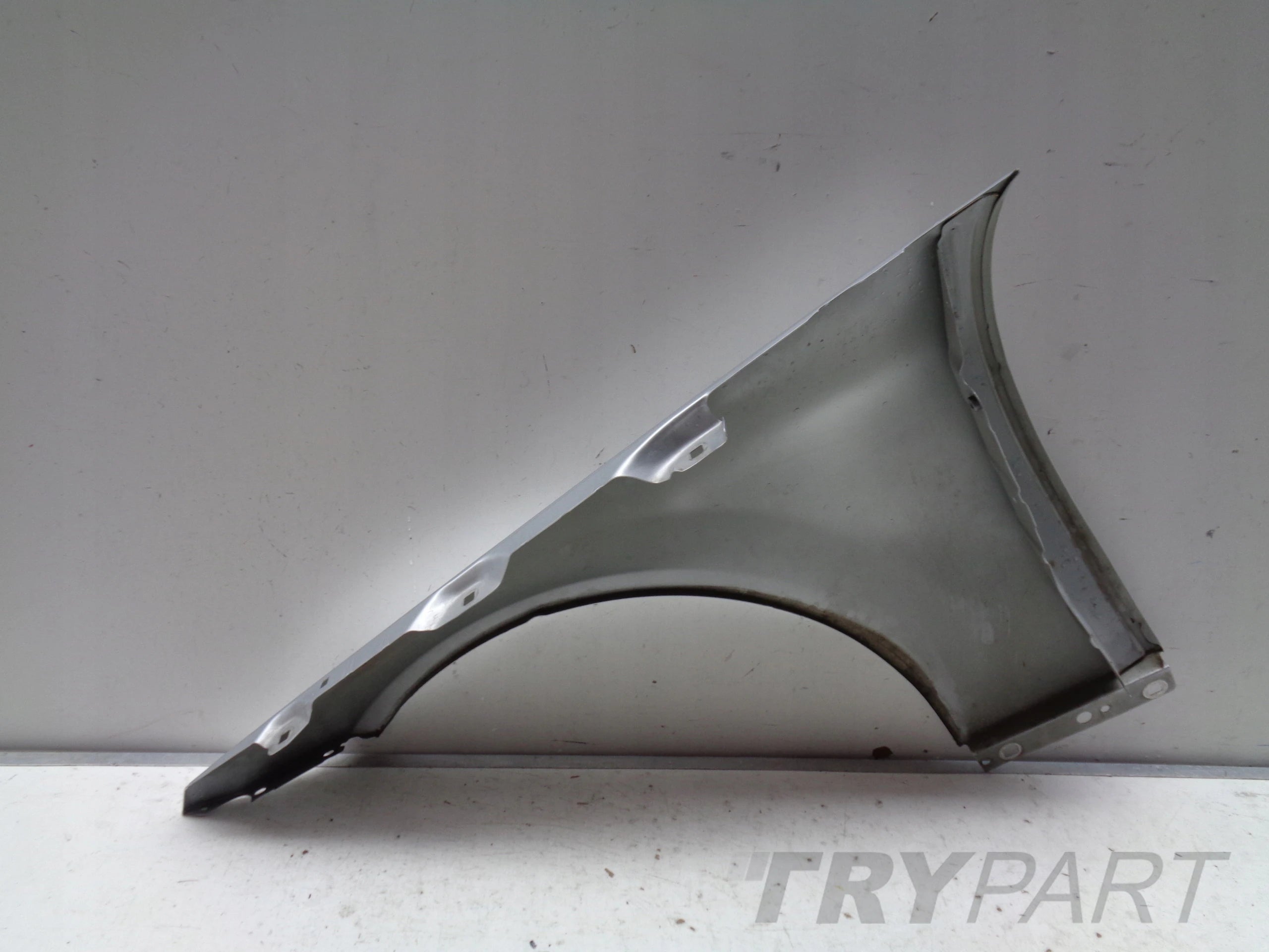 FRONT RIGHT FENDER MERCEDES C-CLASS W204 07- NO. 44031