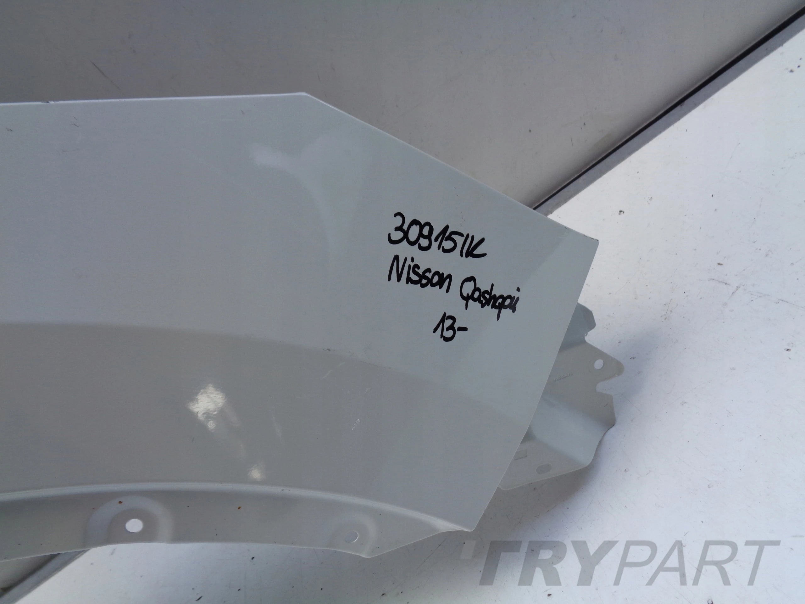 FRONT RIGHT FENDER NISSAN QASHQAI 13- NO. 30915
