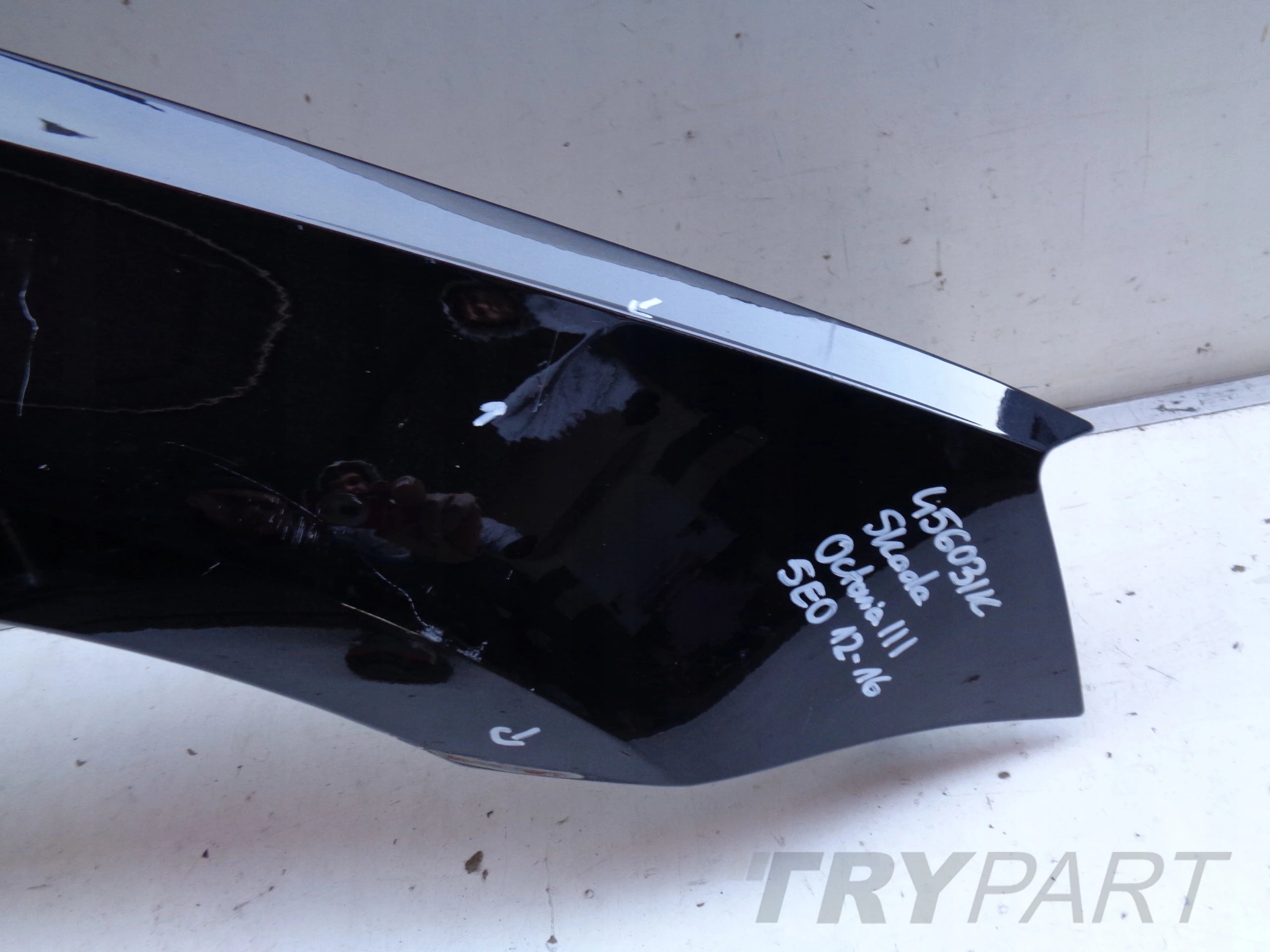 FRONT RIGHT FENDER SKODA OCTAVIA III 3 5E 5E0 12-16 NO. 45603