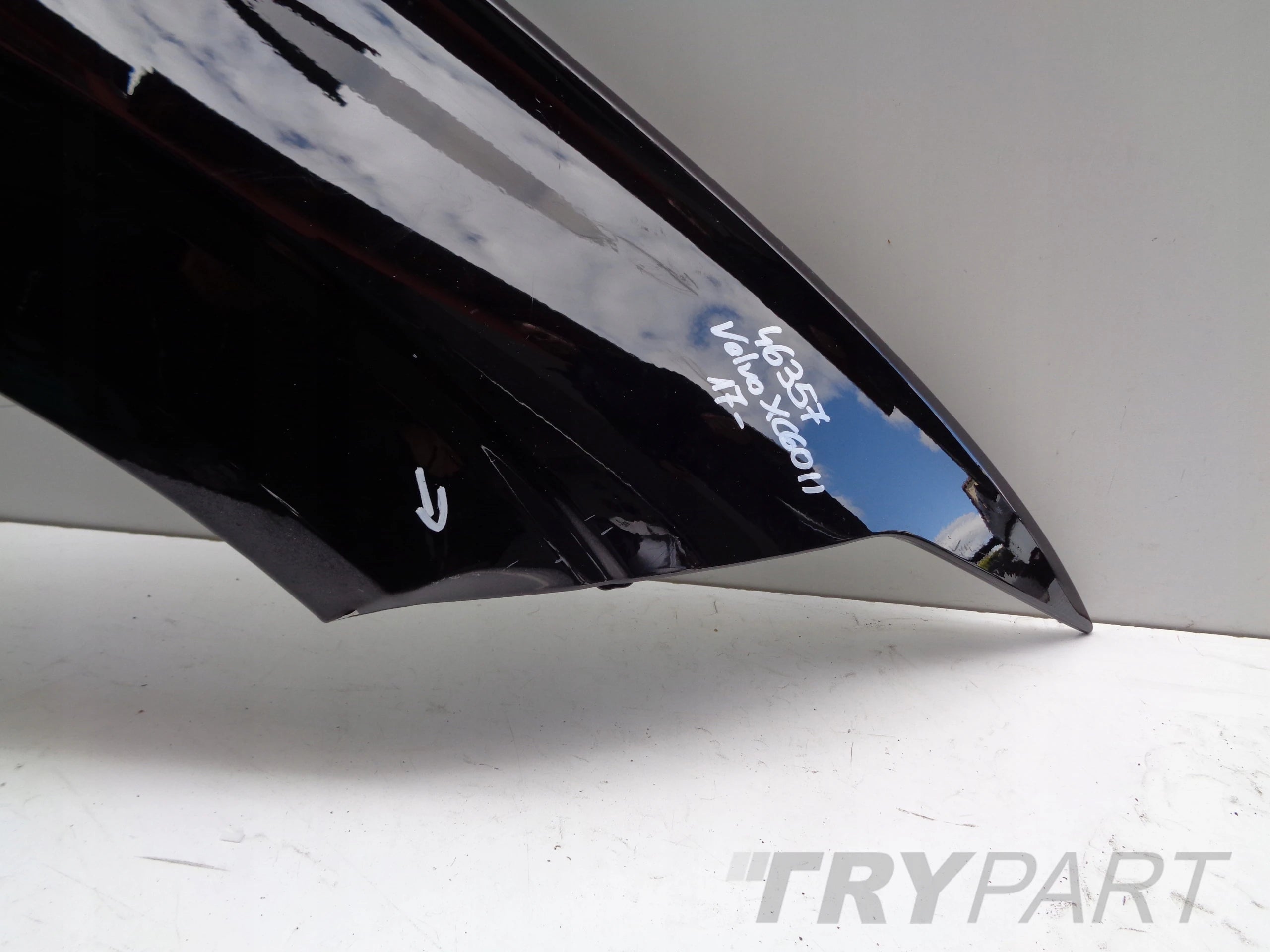 FRONT RIGHT FENDER VOLVO XC60 II 17- NO. 46357