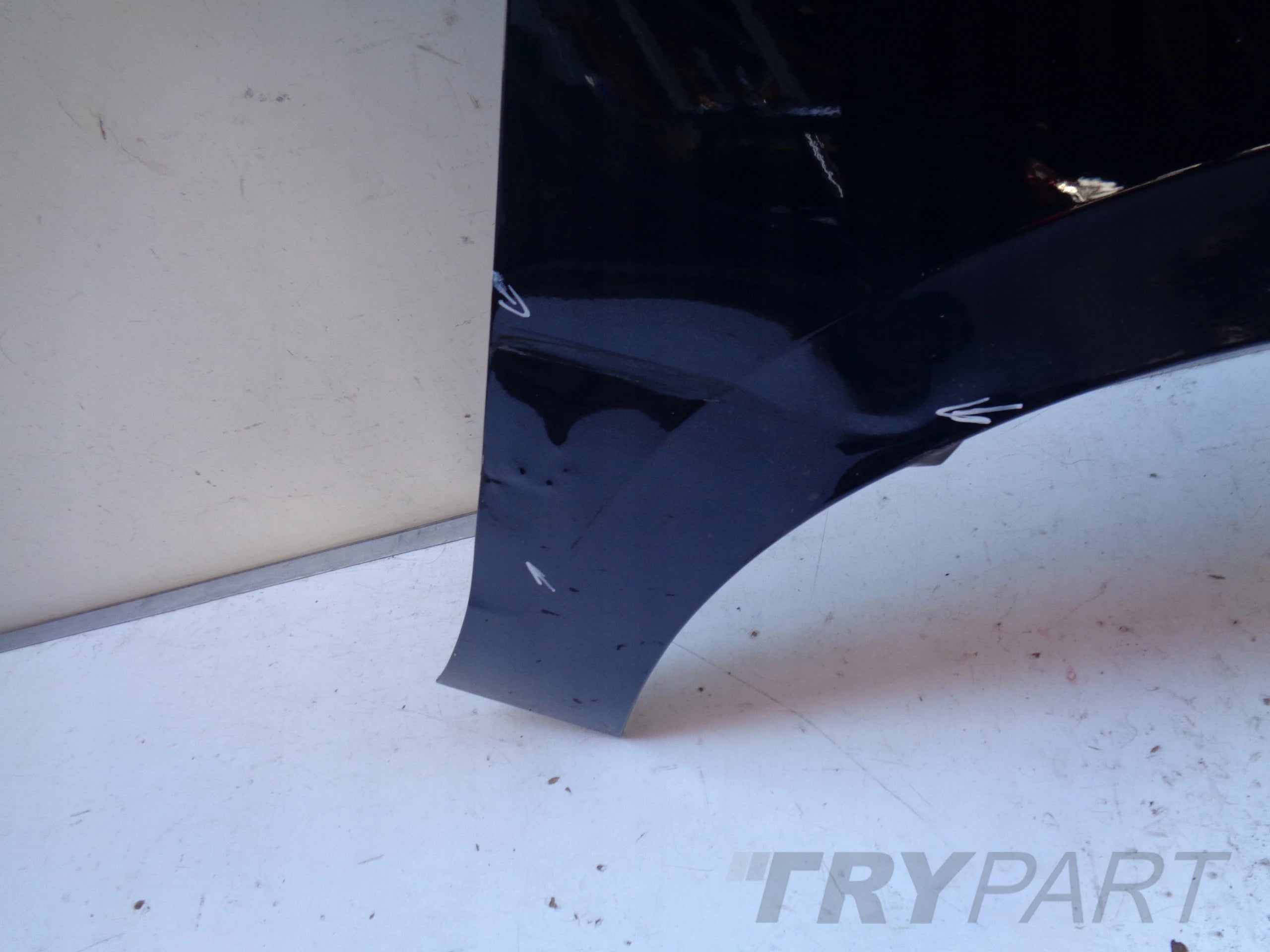 FRONT RIGHT FENDER VW GOLF SPORTSVAN 510 14- NO. 38870