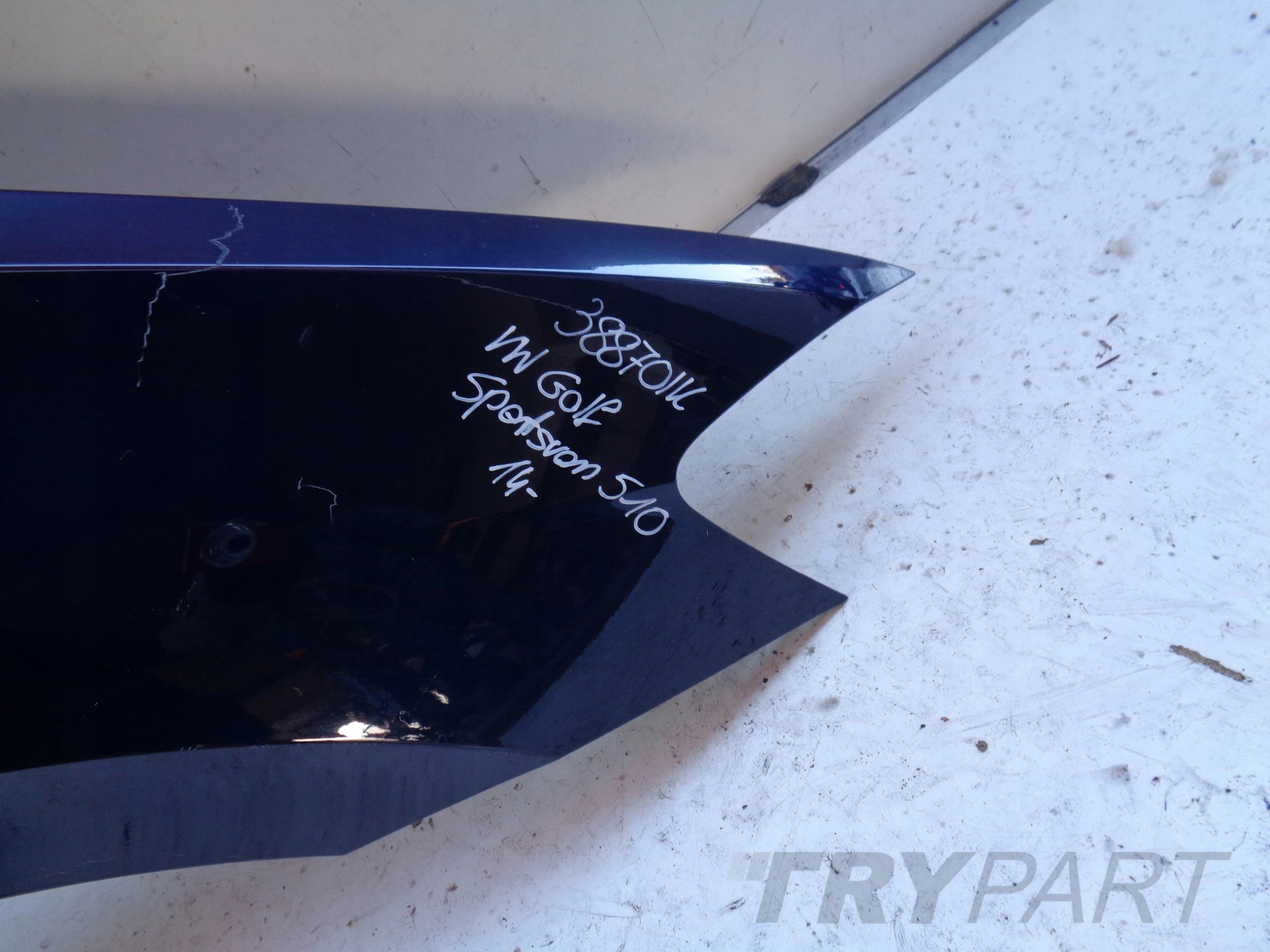FRONT RIGHT FENDER VW GOLF SPORTSVAN 510 14- NO. 38870