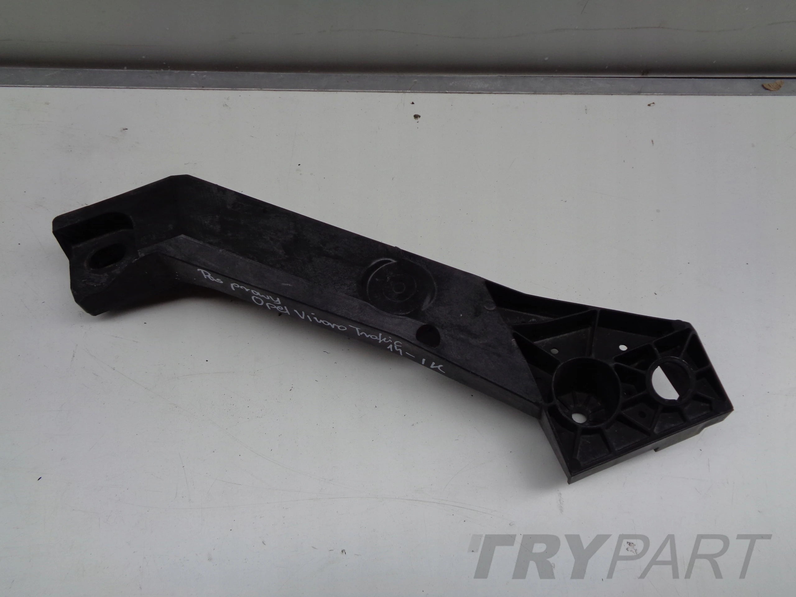 FRONT UPPER LEFT RADIATOR SUPPORT RENAULT TRAFIC VIVARO 14-
