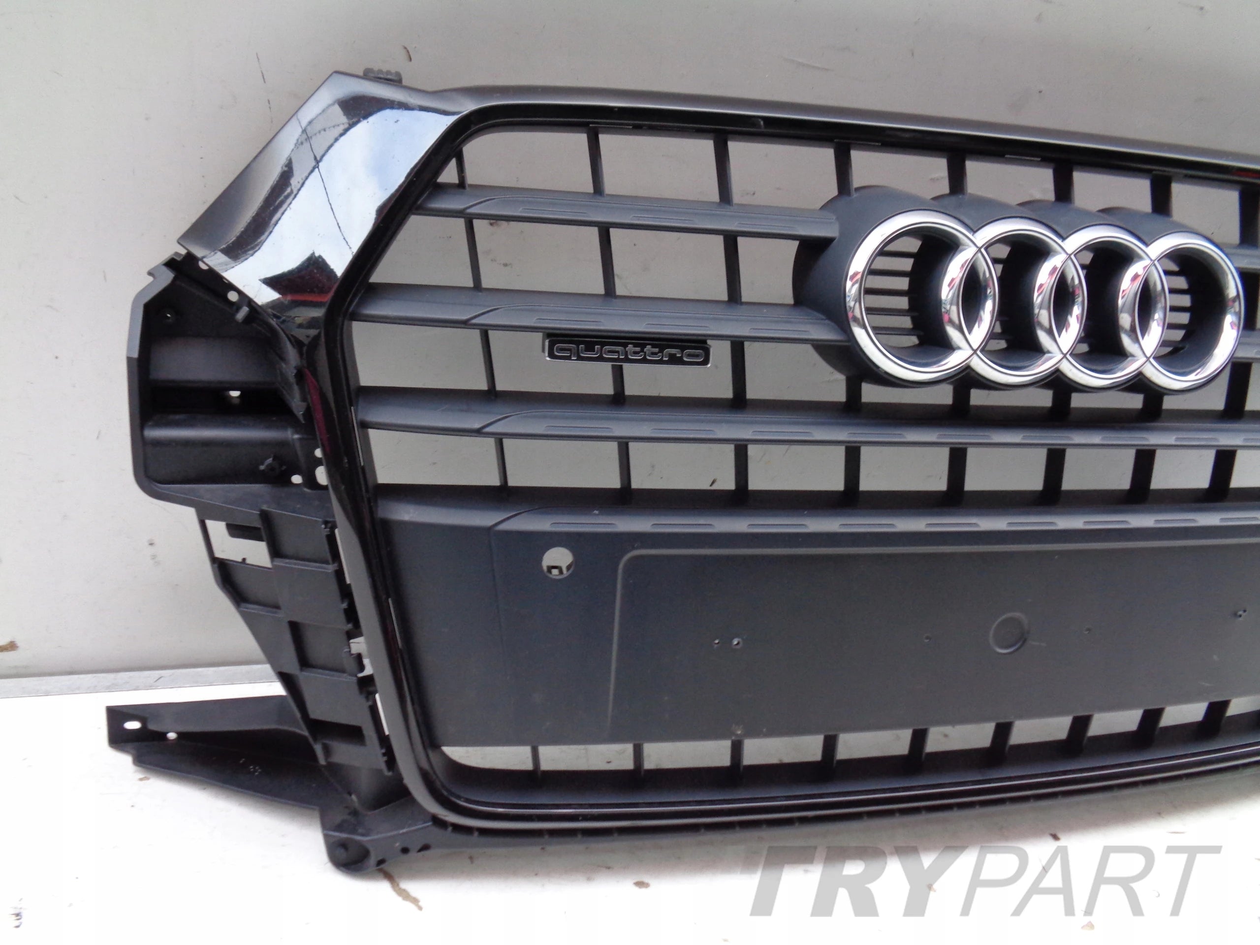 GRILL GRILLE AUDI Q3 8U 8U0 14- LIFT BLACK S-LINE