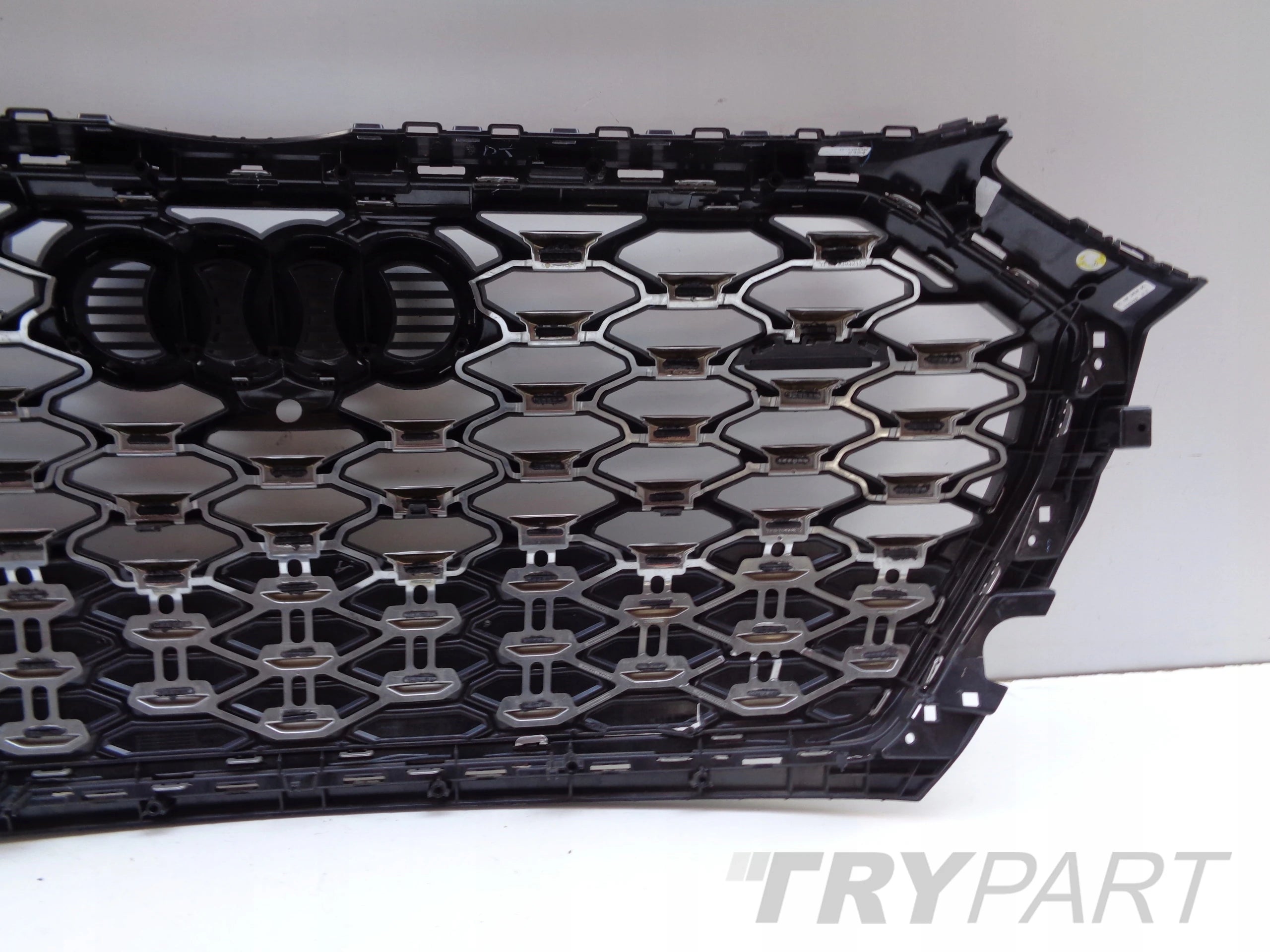 GRILL GRILLE AUDI Q5 II 80A 20- FACELIFT S-LINE