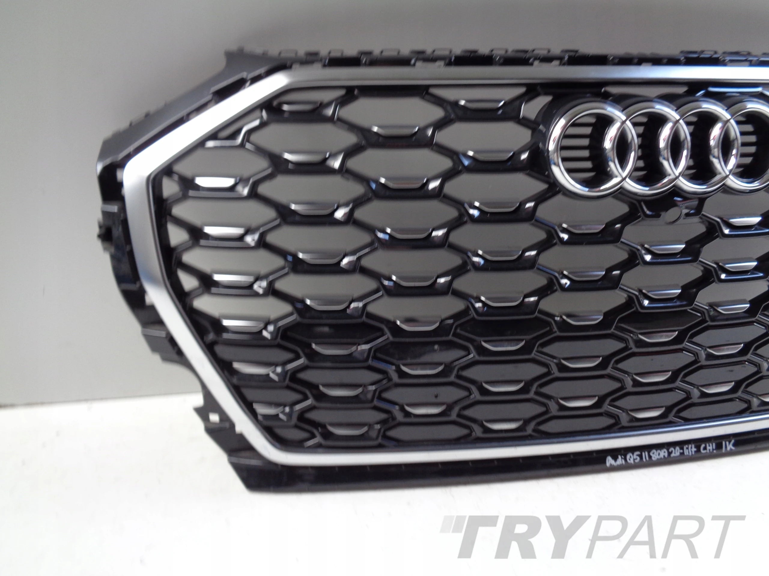 GRILL GRILLE AUDI Q5 II 80A 20- FACELIFT