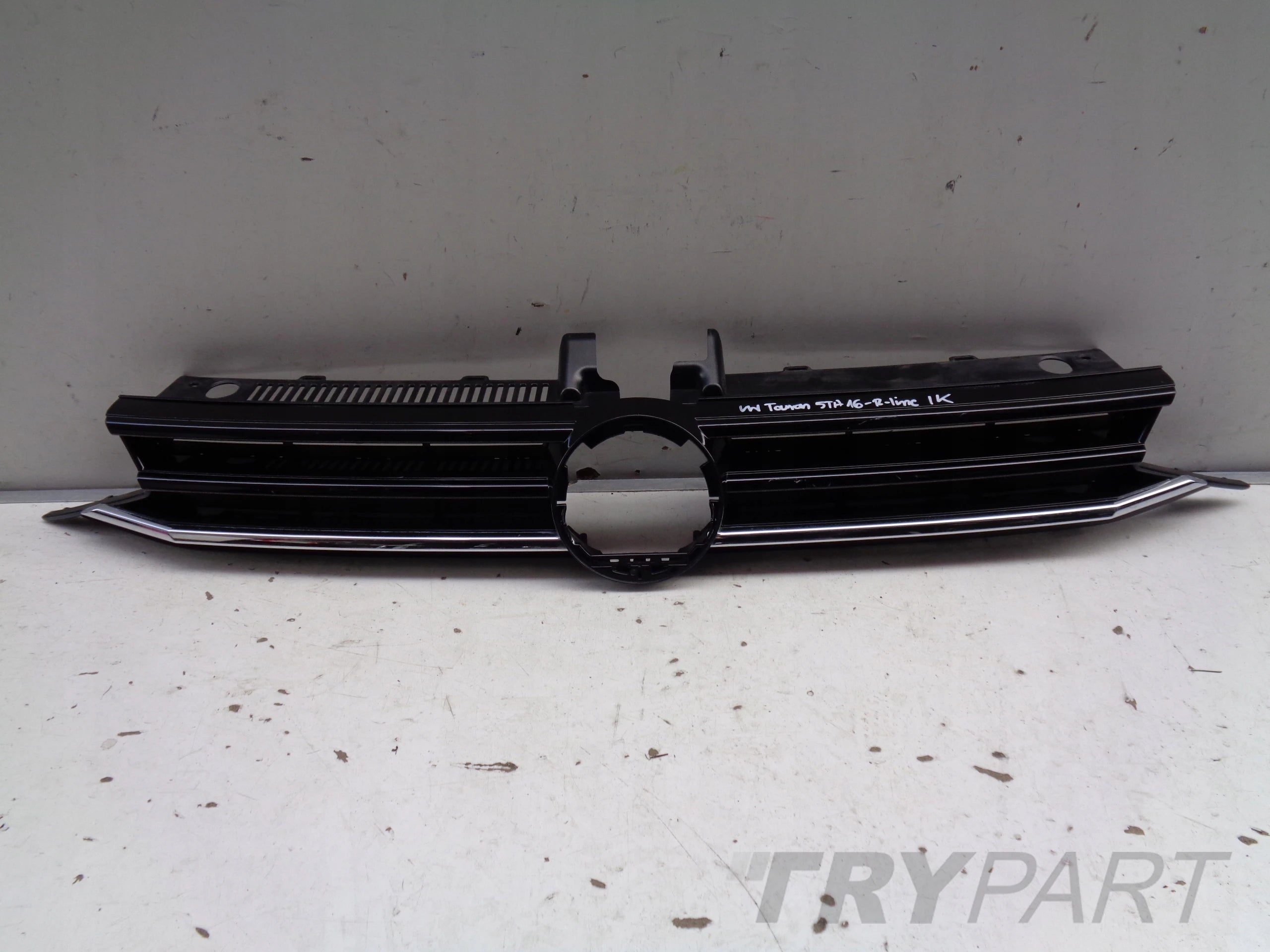 Grill Grille for VW Touran 5TA 16-