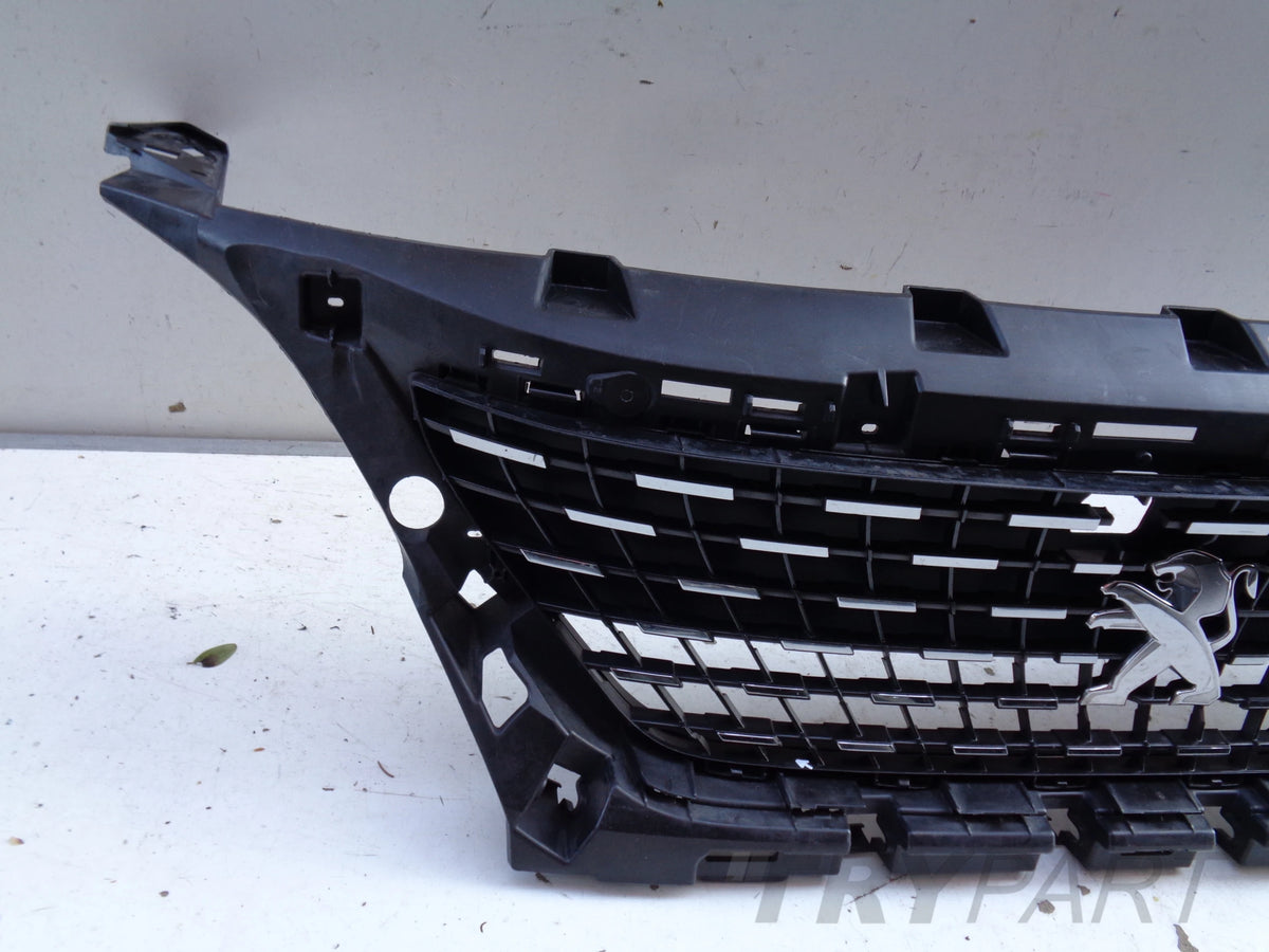 Grill Grille Frame PEUGEOT 3008 II 16-