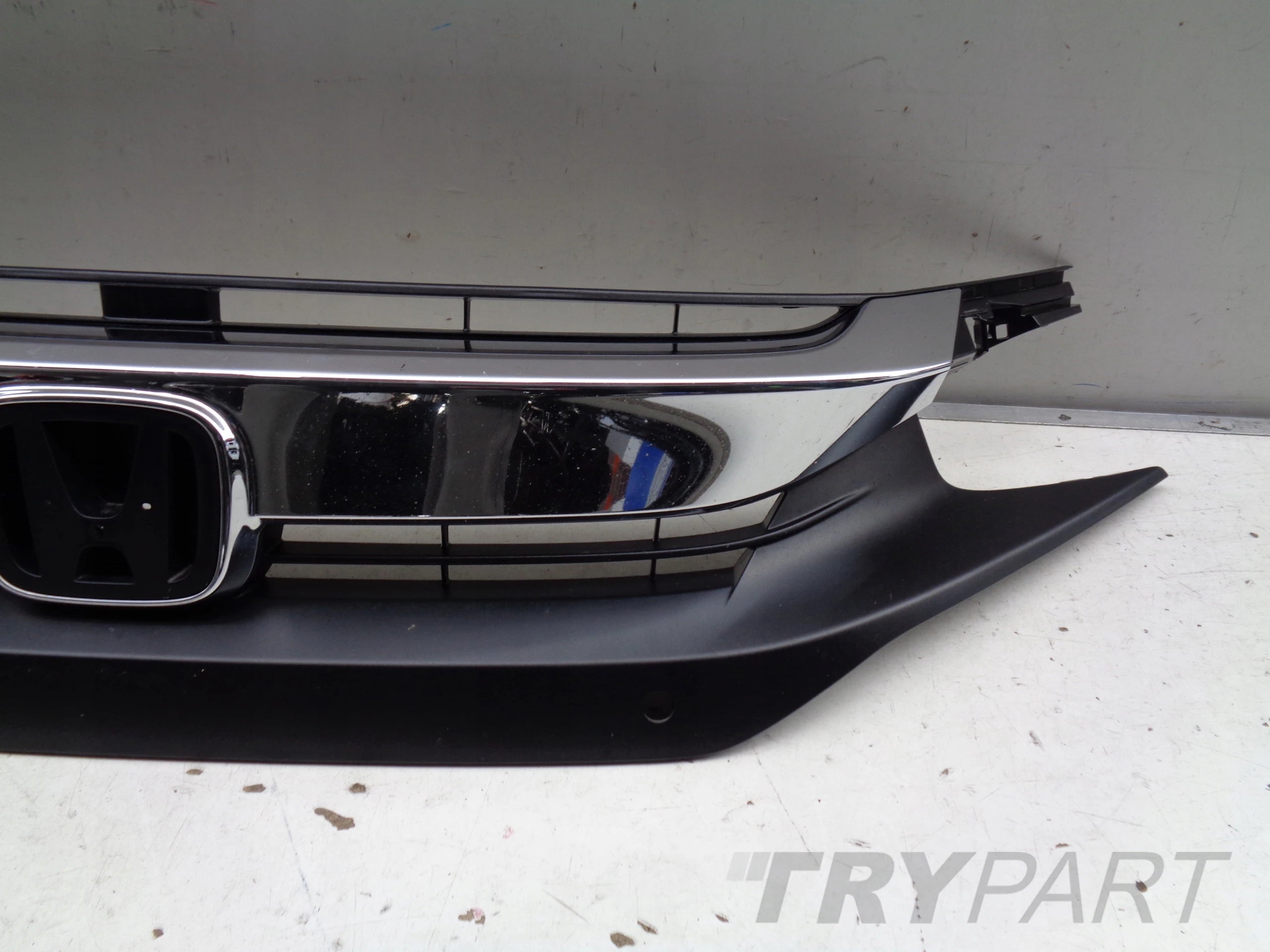 GRILLE ASSEMBLY HONDA CIVIC X 17-