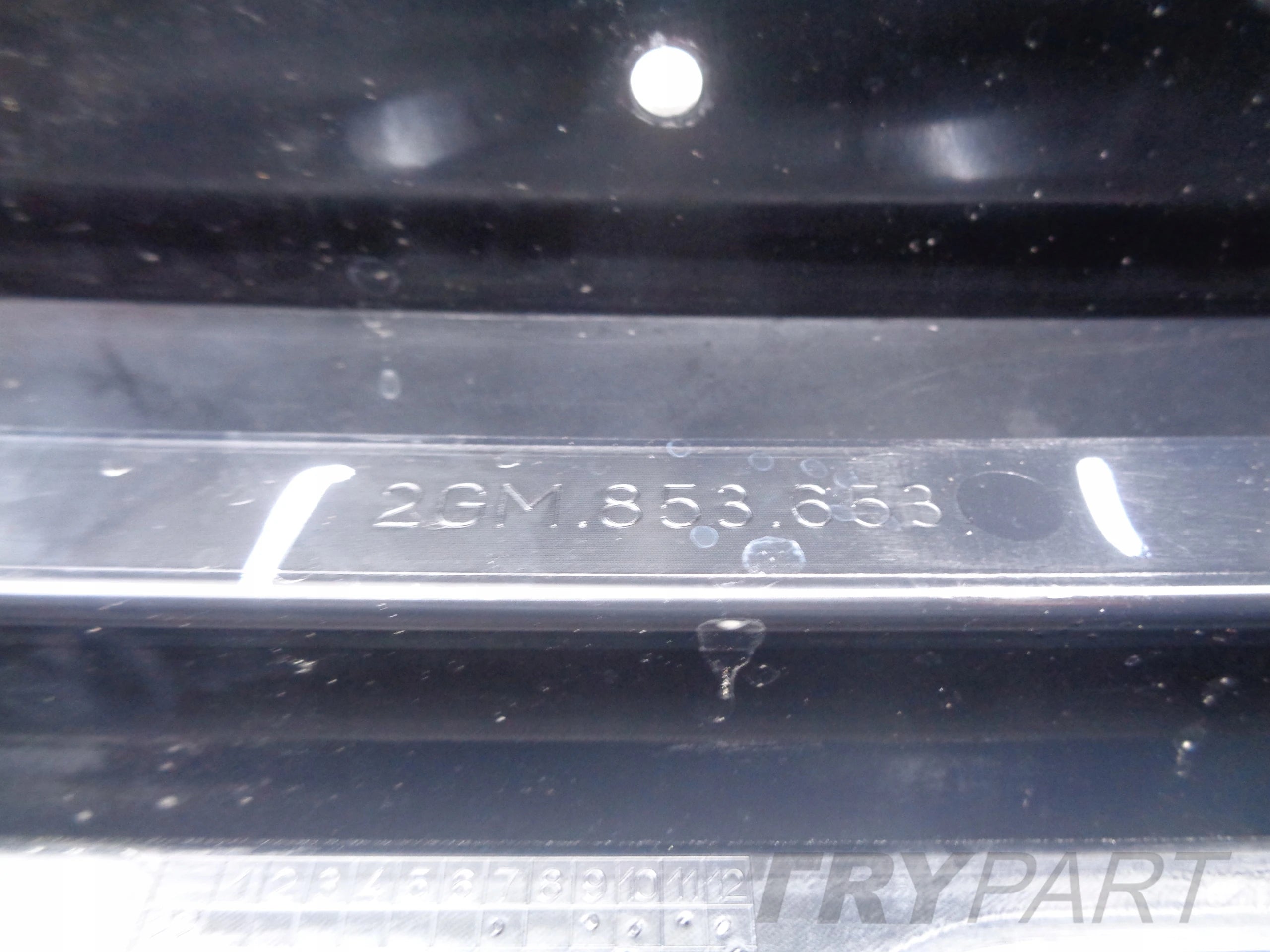 Grille Assembly VW T-CROSS 2GM 18-