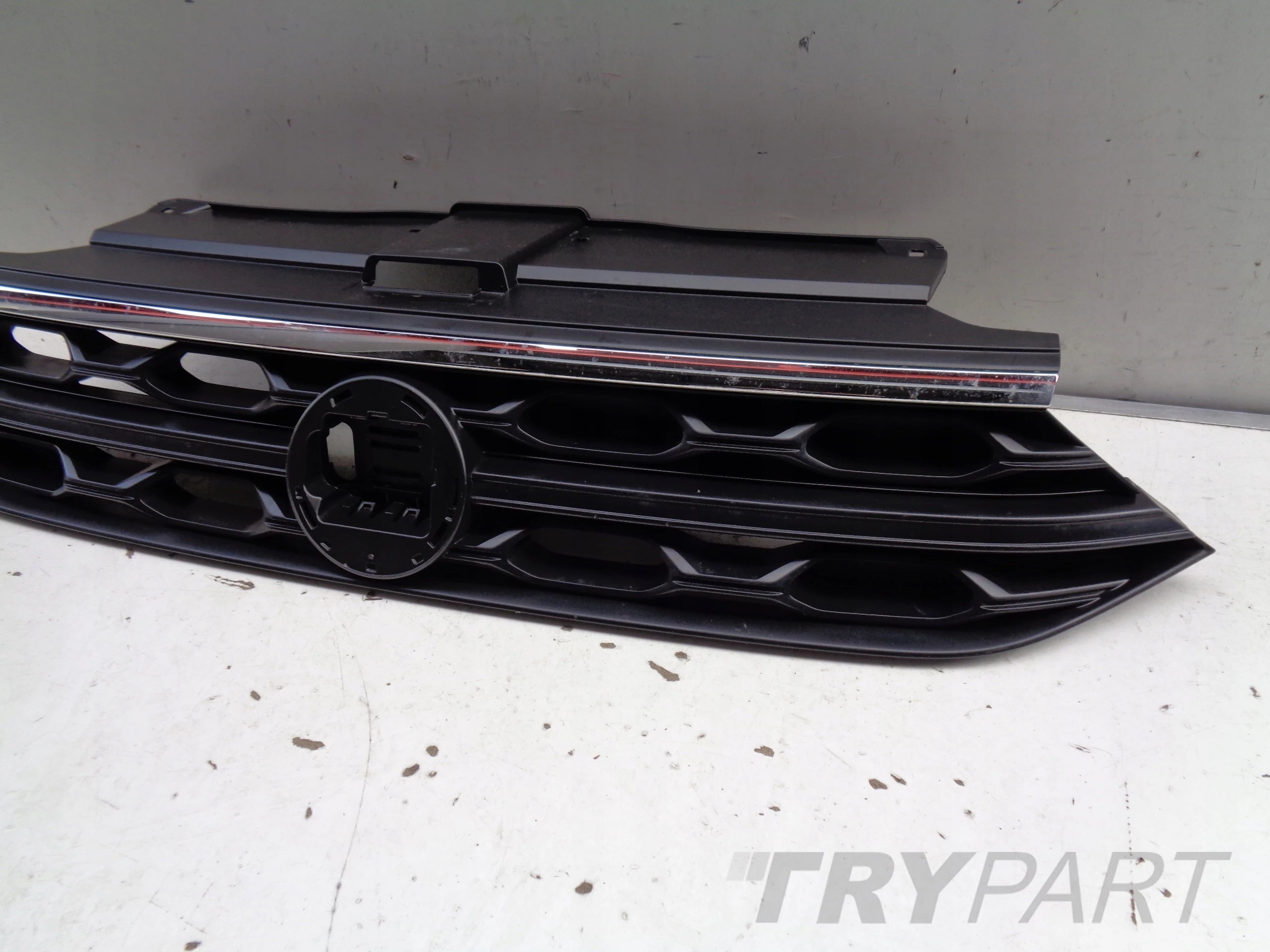 GRILLE ASSEMBLY VW T-ROC 2GA 21- FACELIFT