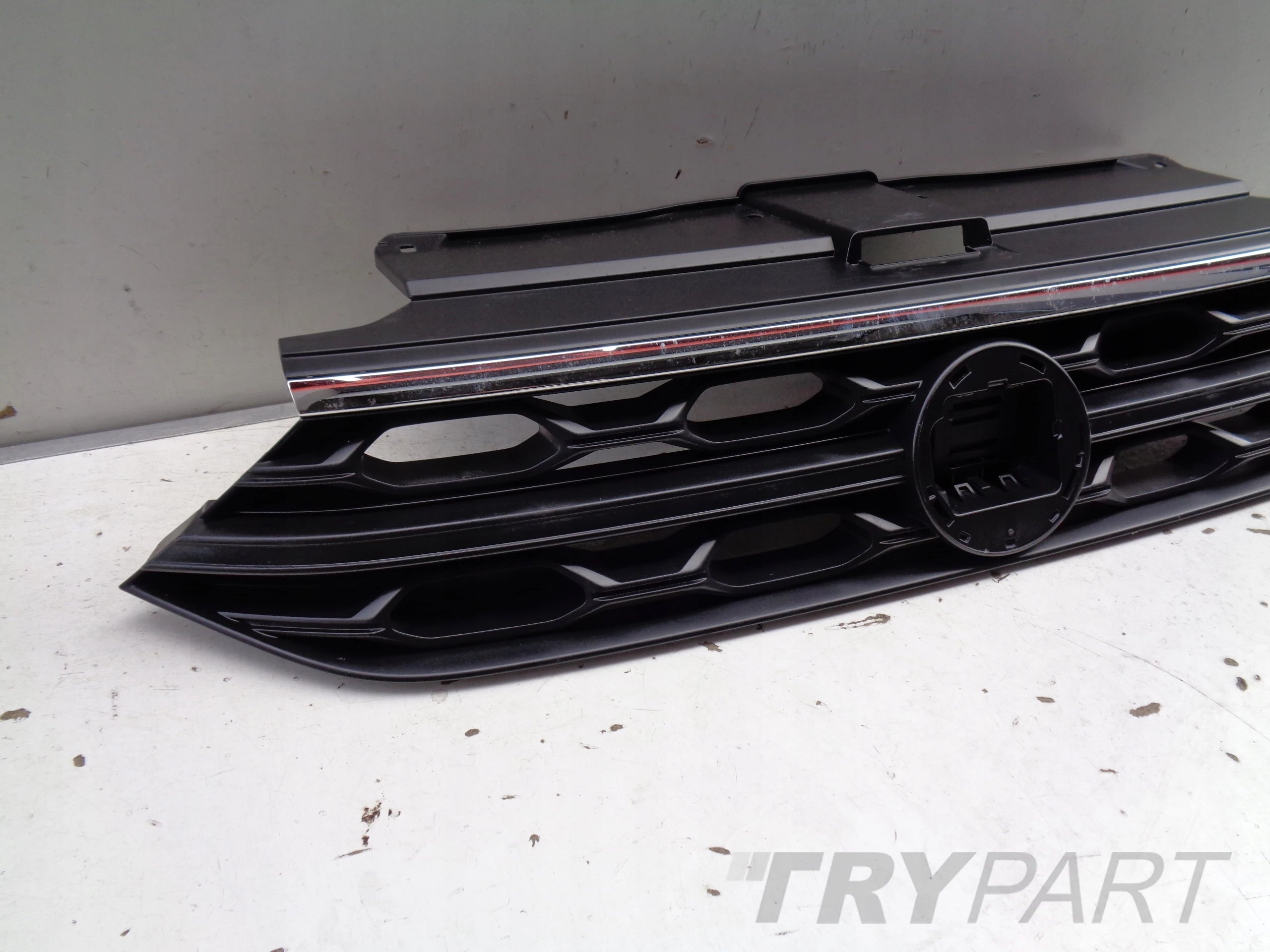 GRILLE ASSEMBLY VW T-ROC 2GA 21- FACELIFT