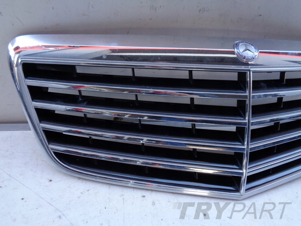 Grille for Mercedes E-Class W211 06- Facelift