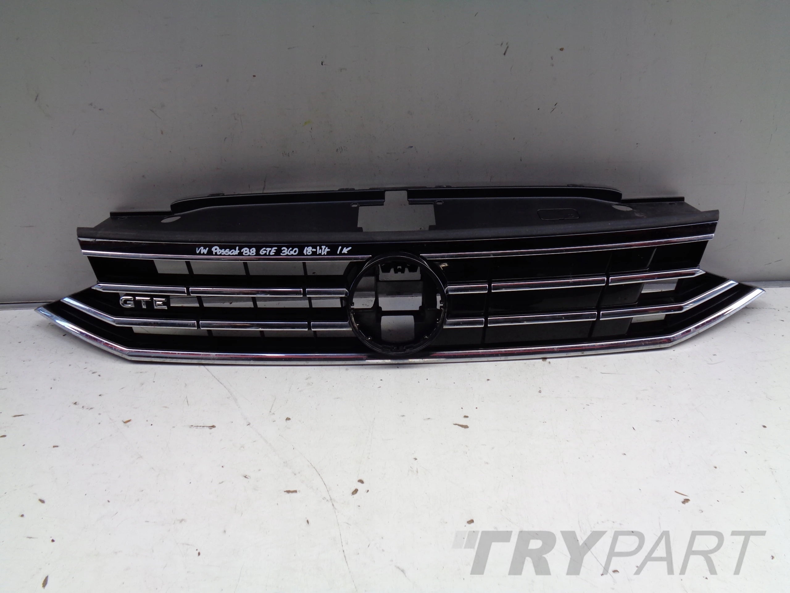 Grille for VW PASSAT B8 GTE 3G 3G0 18- Facelift