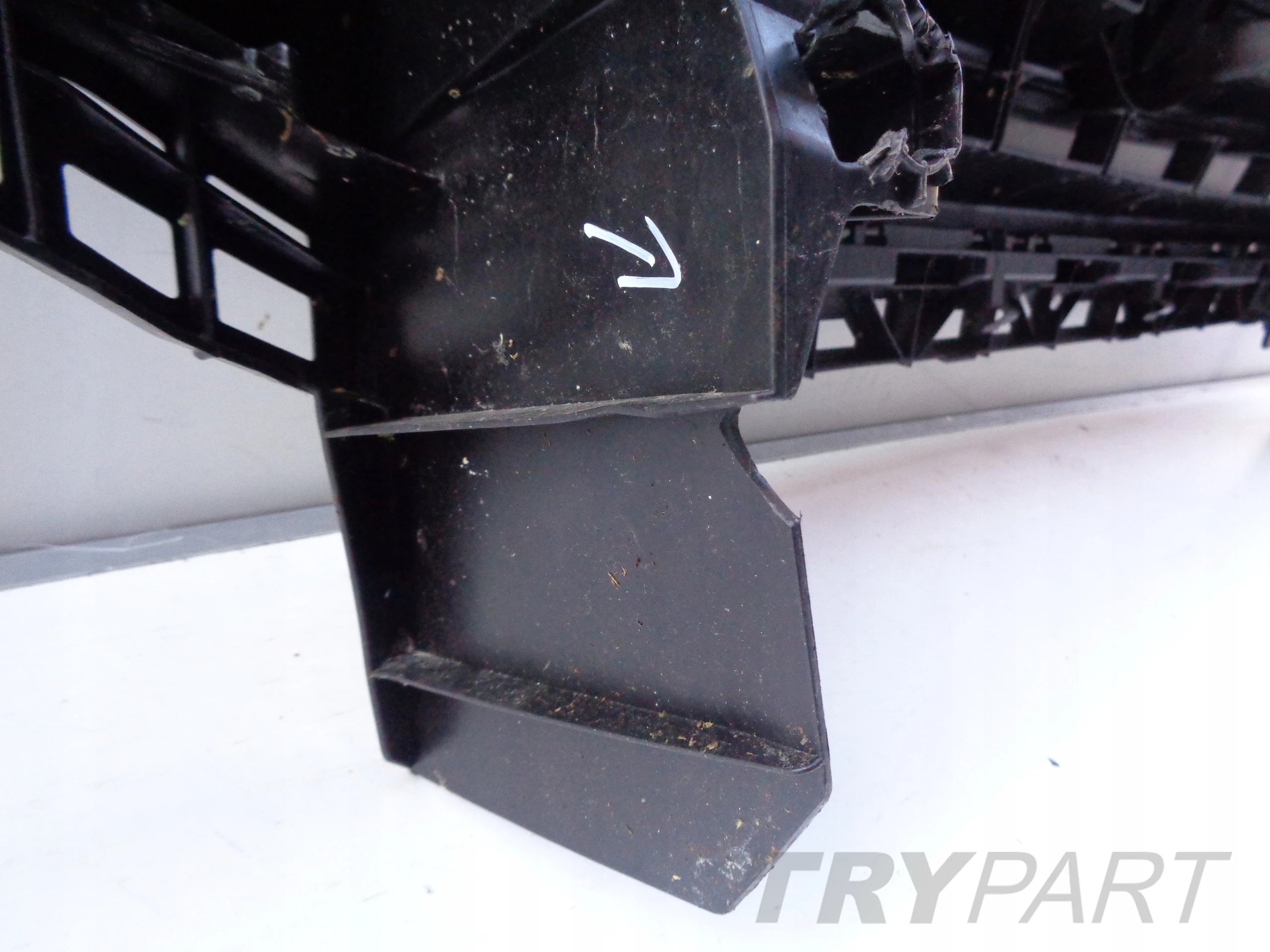GRILLE MASK VW CRAFTER 2E 2E0 10- LIFT