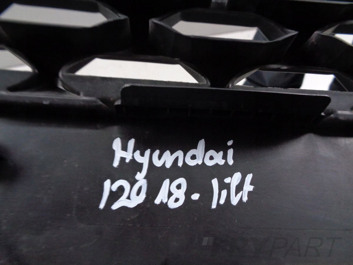 HYUNDAI I20 II 18- LIFT BUMPER GRILLE