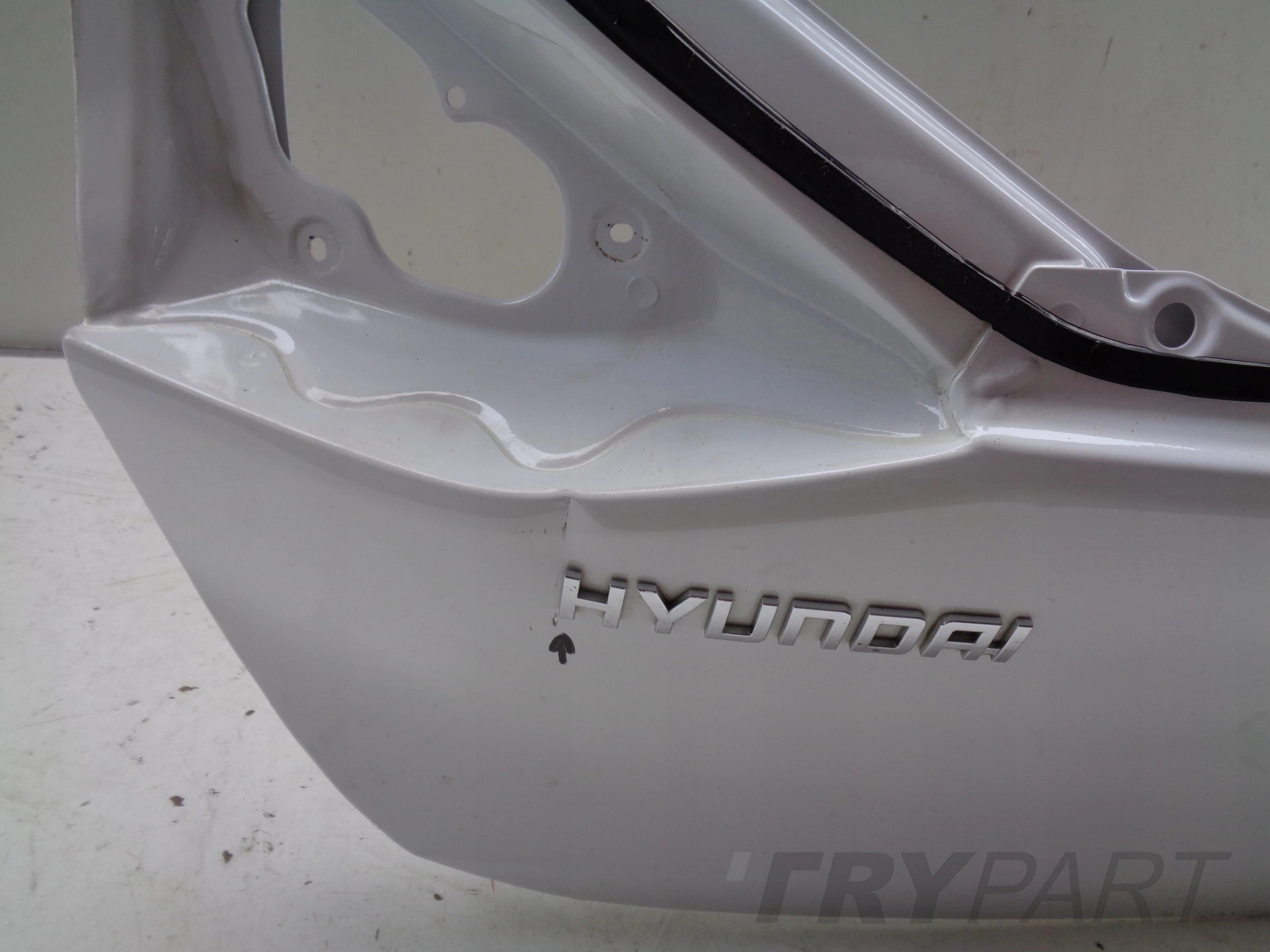 HYUNDAI IONIQ 17- TAILGATE NO. 42213