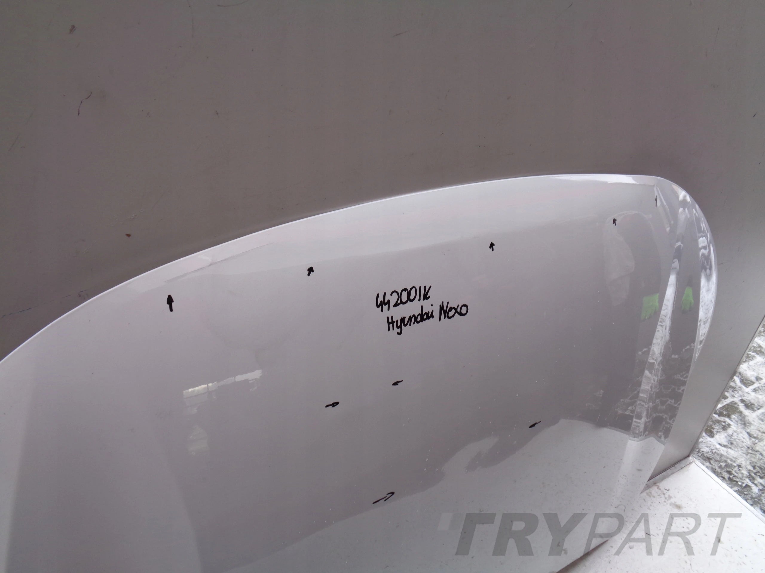 HYUNDAI NEXO ENGINE HOOD COVER NO. 44200