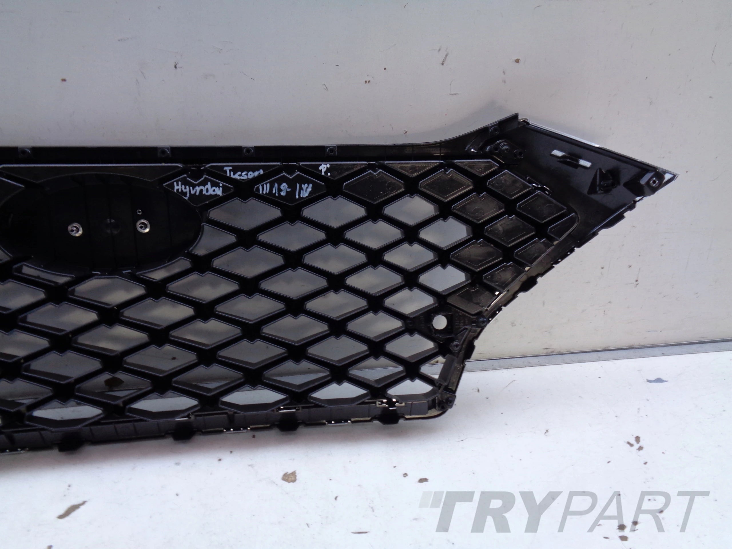 HYUNDAI TUCSON III 18- Facelift Grill Grille