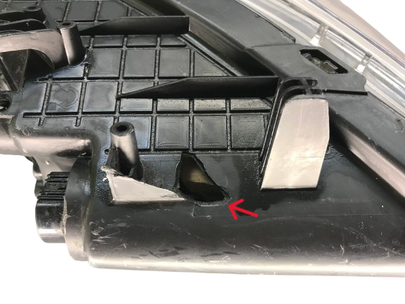 Hyundai I30 H.B 2012-2016 Headlight Front Left 92101A6070 Suitable RHD - LHD Car ( with defect )