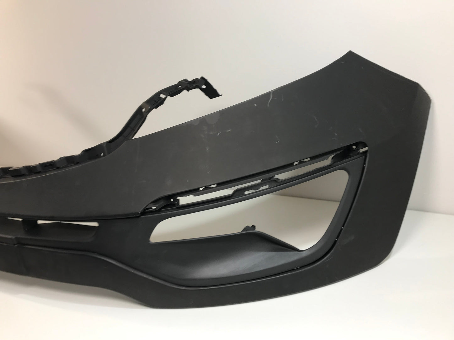 Kia Sportage 2010-2015 ( New ) Front Bumper 865113W000