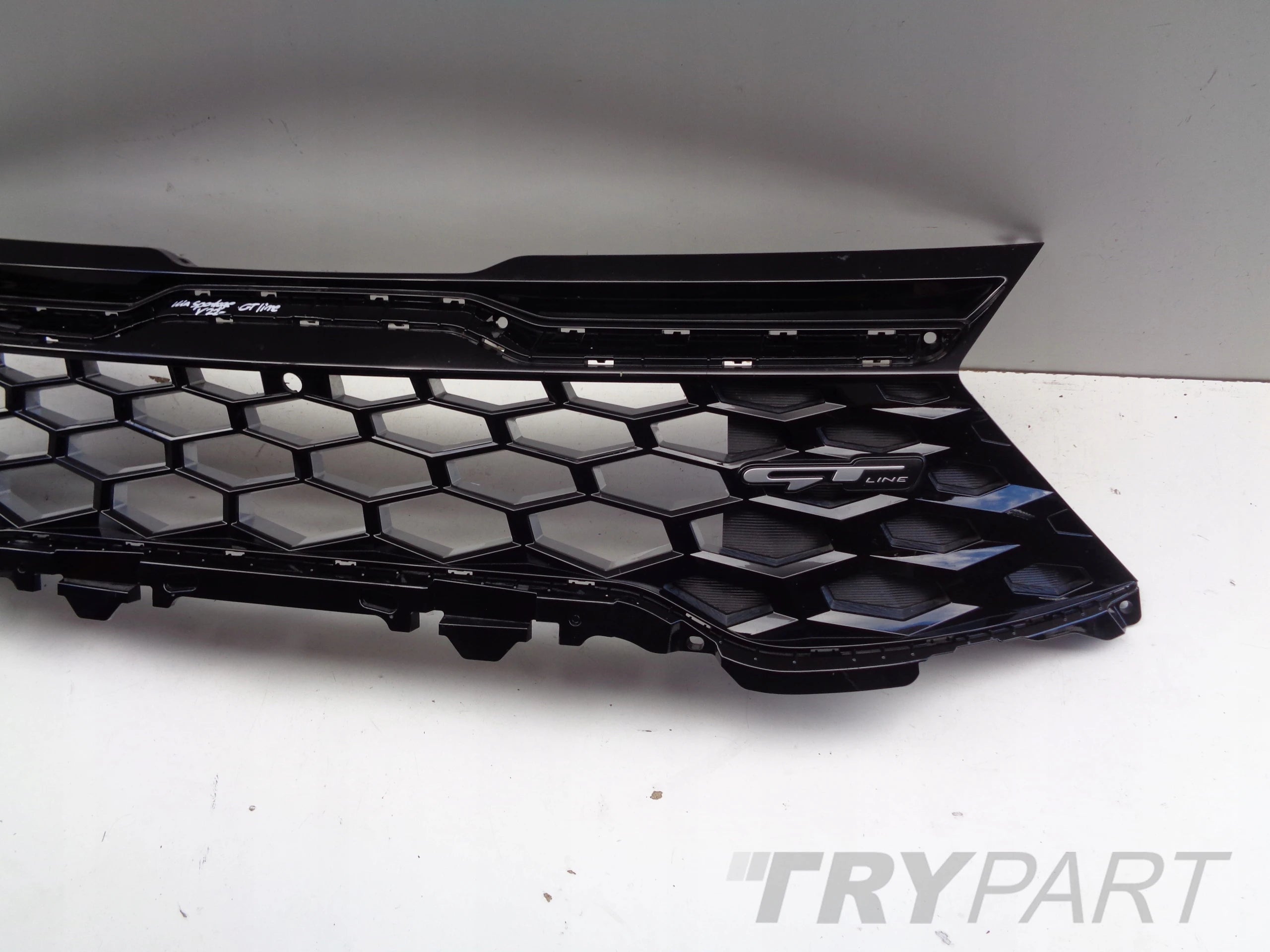 KIA SPORTAGE V 22- GT-LINE Grille Cover