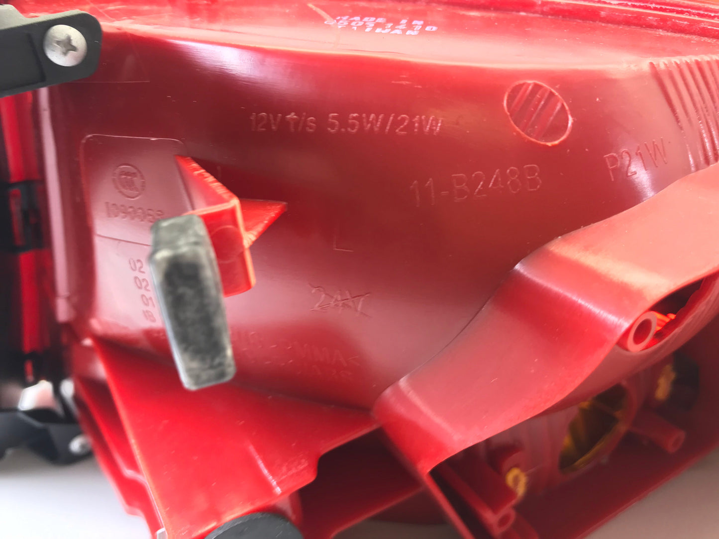 Audi A4/S4 2008-2011 Saloon Rear, Back New lamp left side on quarter panel 8K9945095