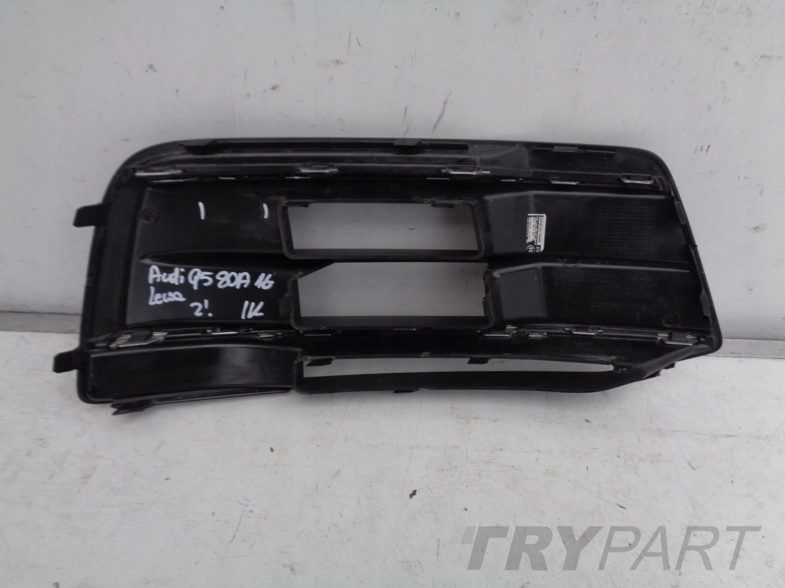 LEFT BUMPER GRILLE AUDI Q5 80A 16-