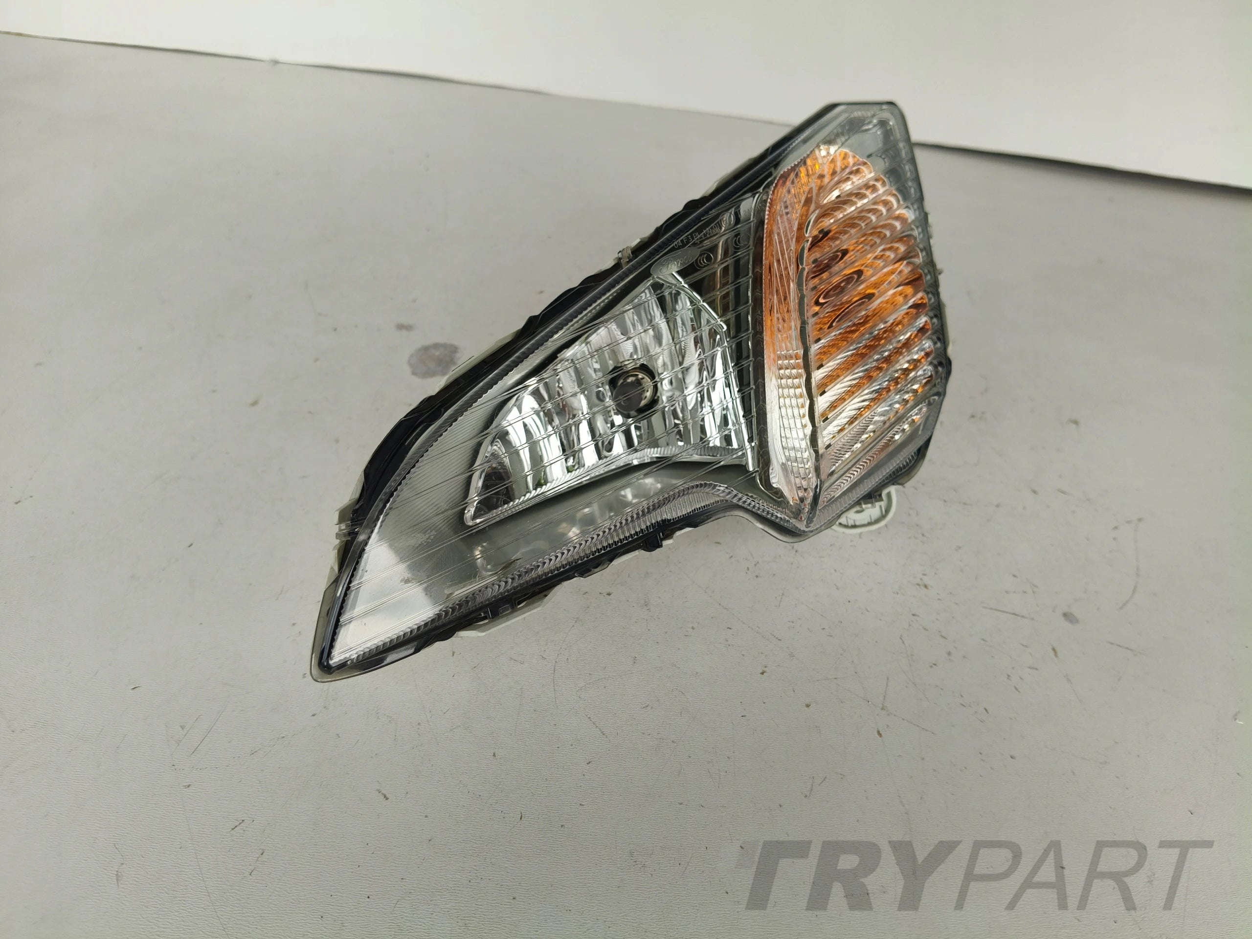 LEFT FOG LIGHT FORD ECOSPORT 17- FACELIFT