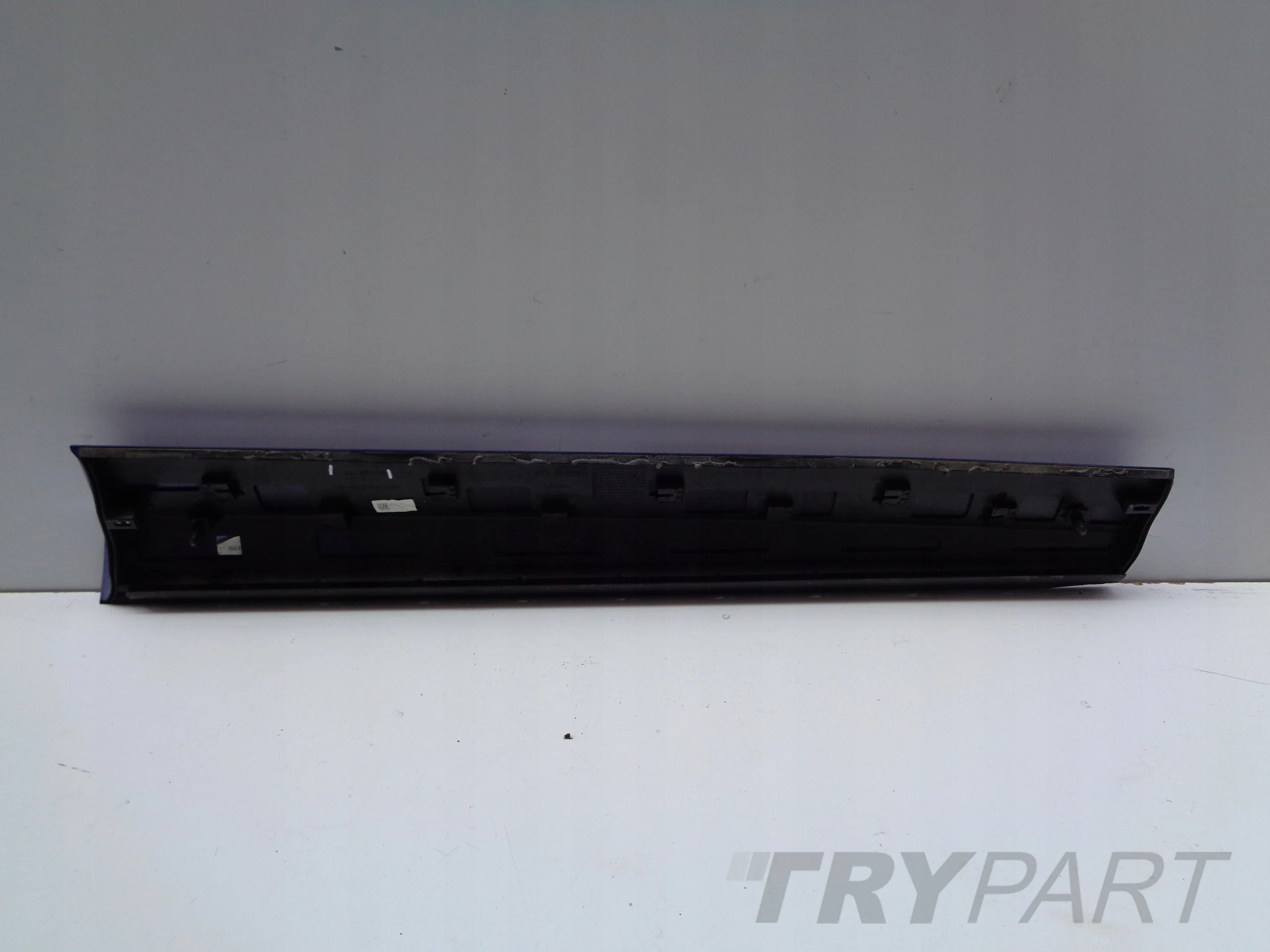 LEFT FRONT DOOR MOLDING VW T-ROC 2GA 17-