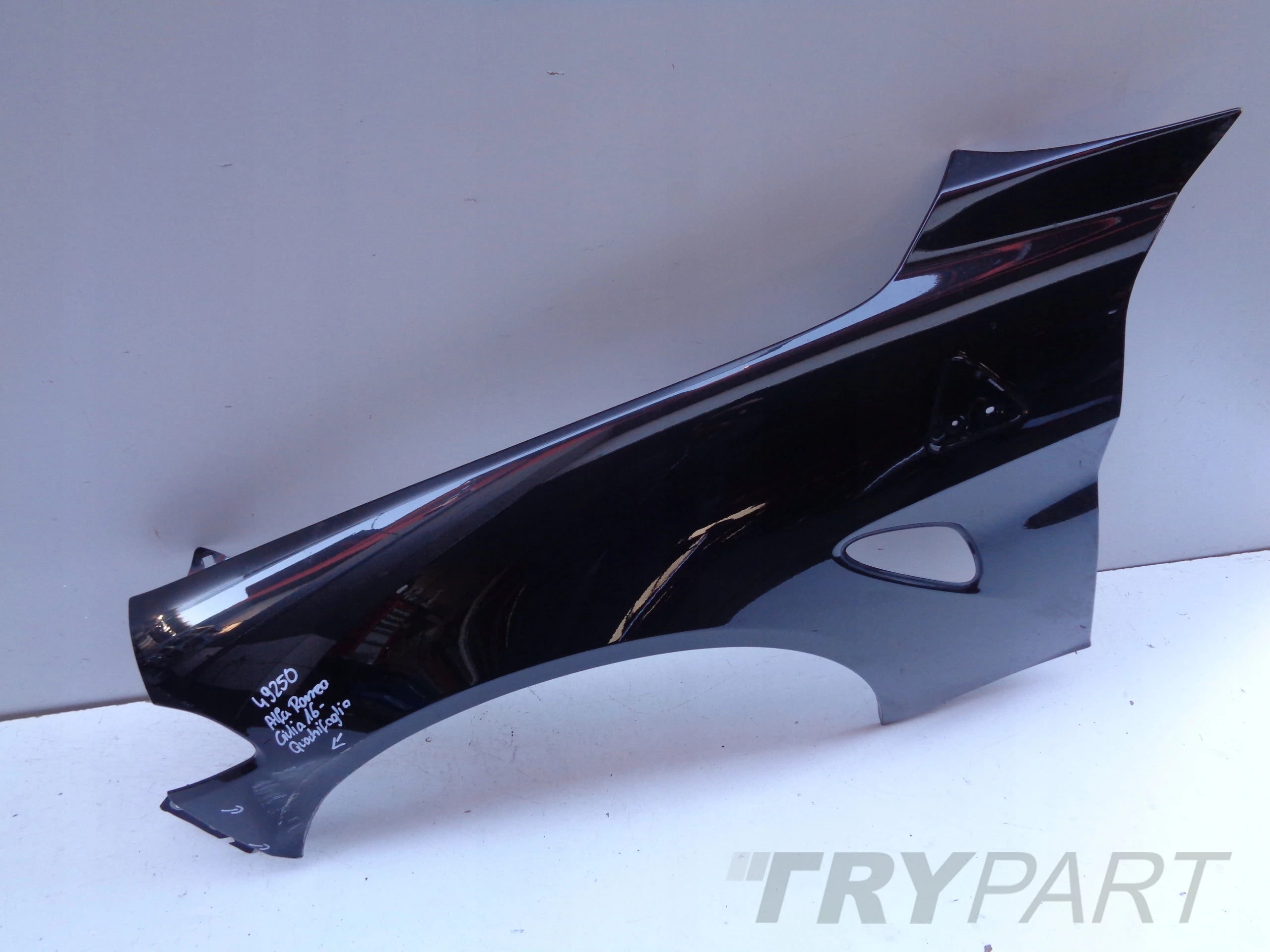 LEFT FRONT FENDER ALFA ROMEO GIULIA QUADRIFOGLIO 16- NO. 49250