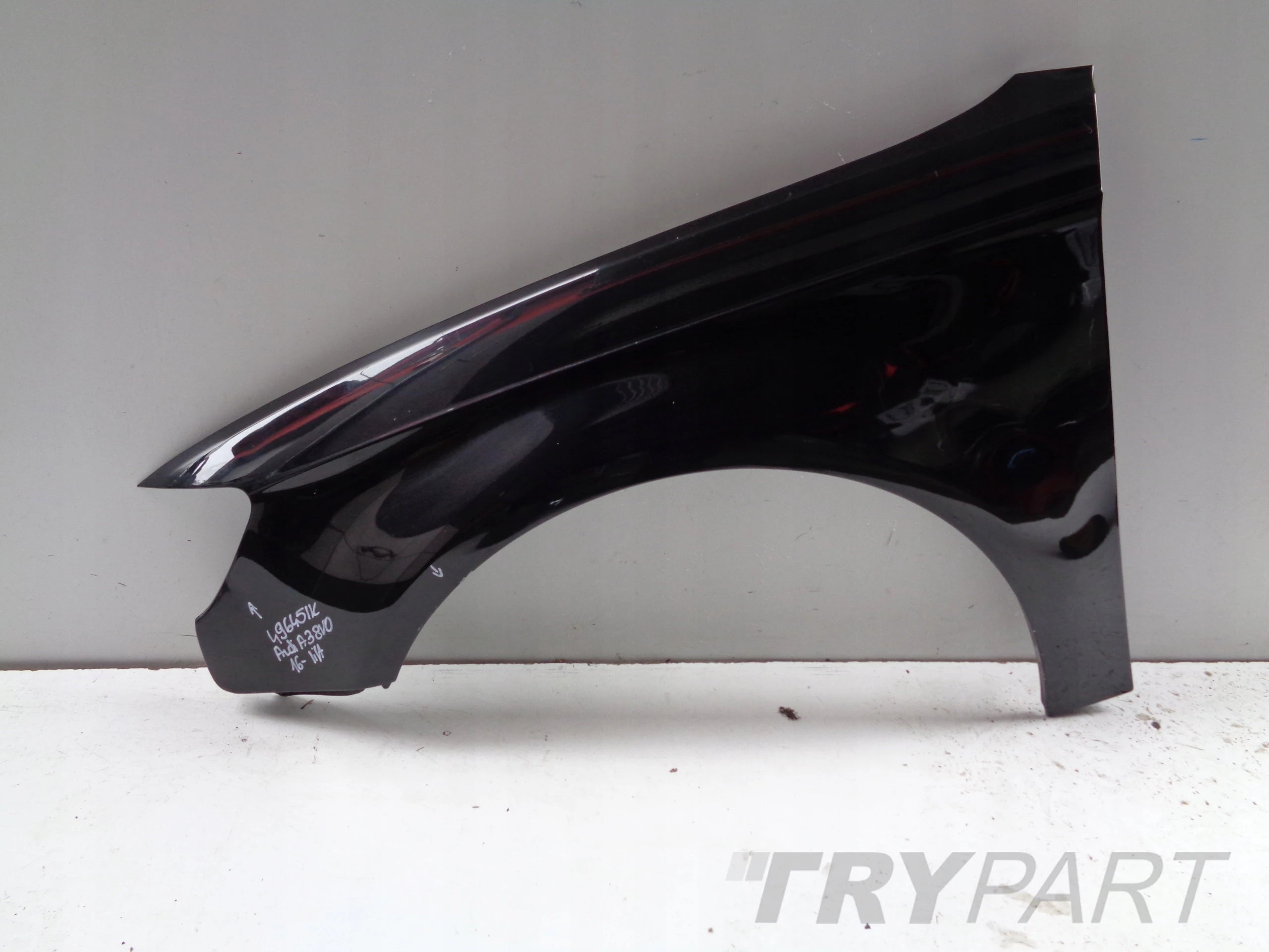 LEFT FRONT FENDER AUDI A3 8V 8V0 16- LIFT NO. 49645