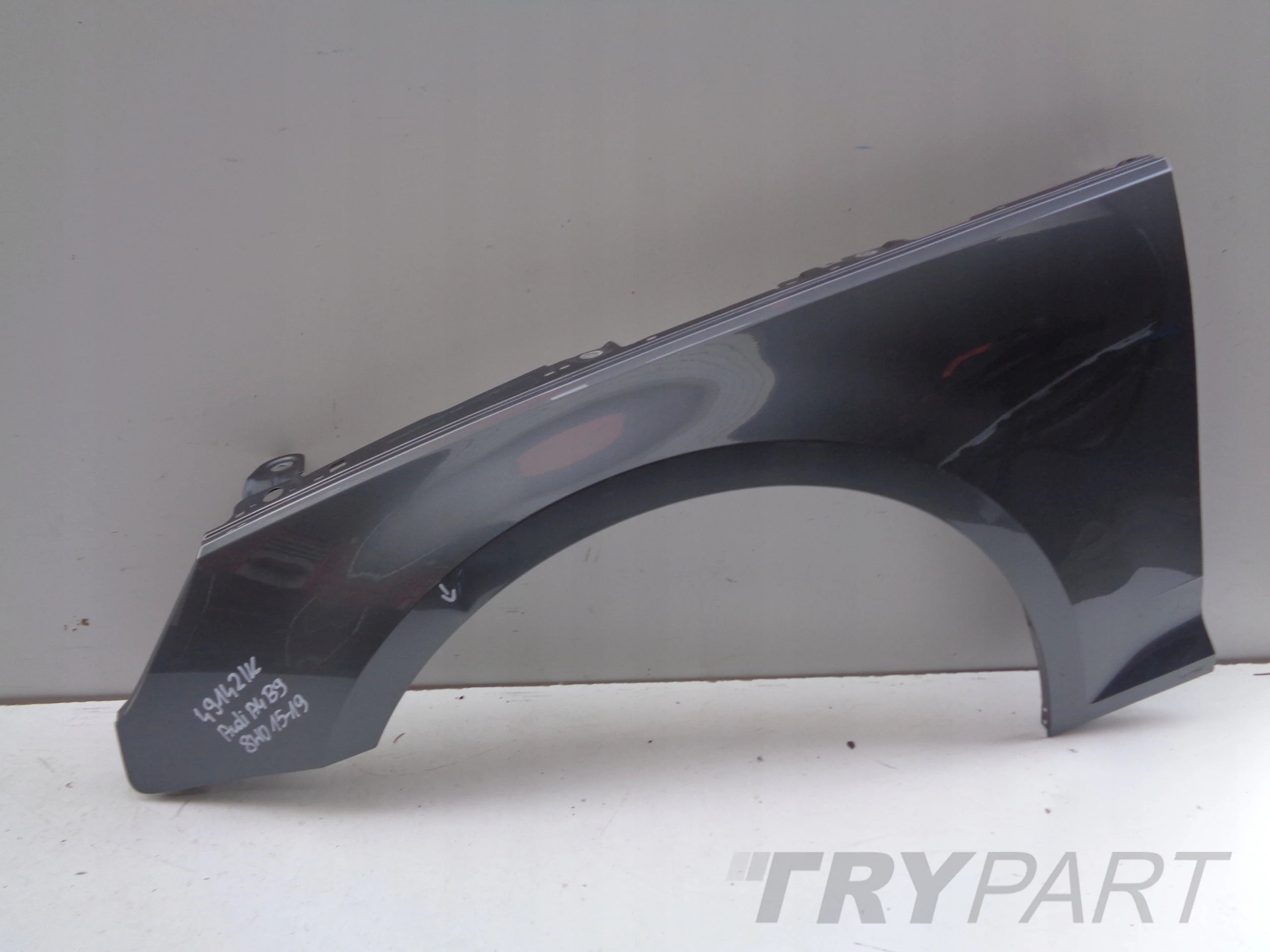 LEFT FRONT FENDER AUDI A4 B9 8W 8W0 15-19 NO. 49142