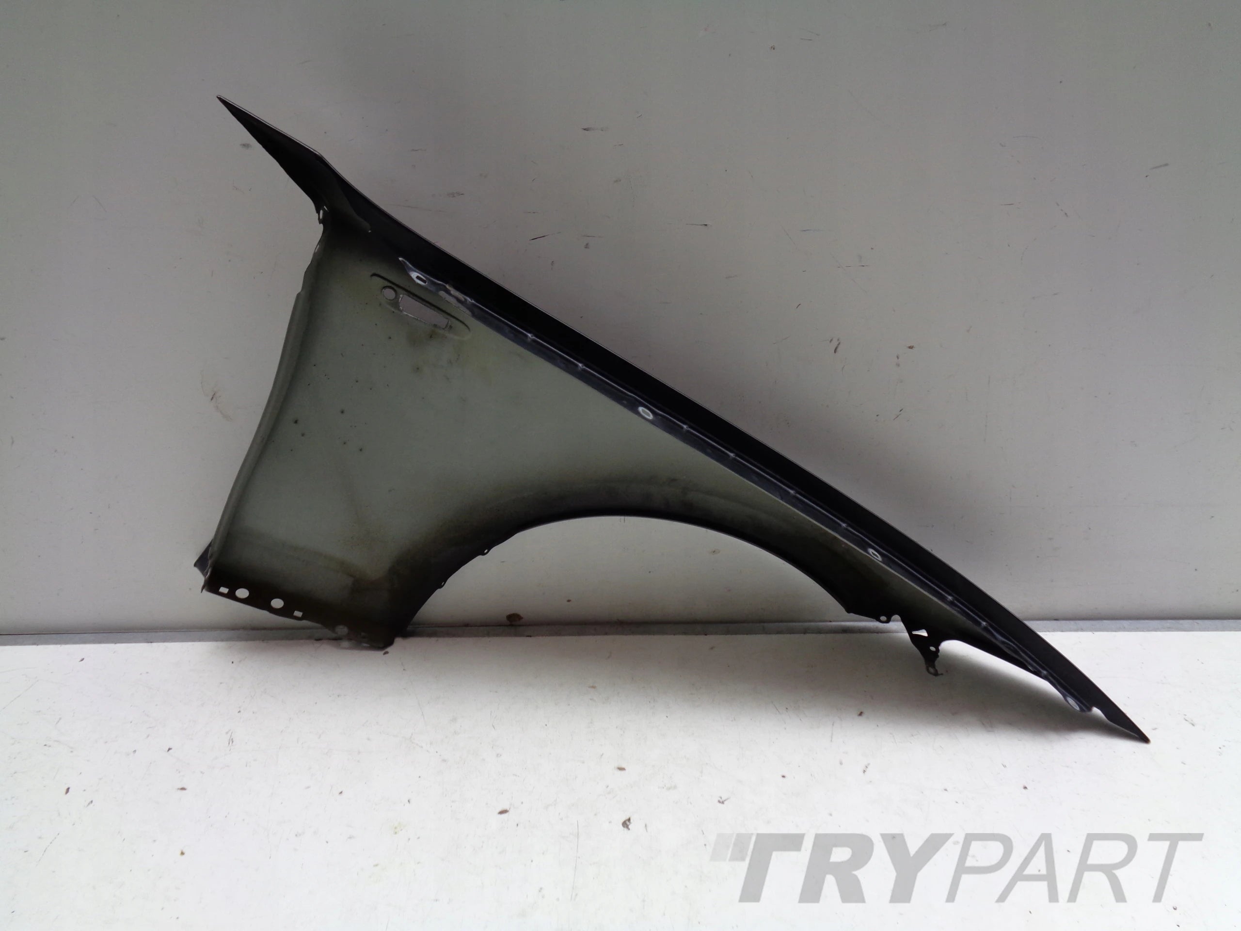 LEFT FRONT FENDER BMW 1 E81 E87 NO. 35123