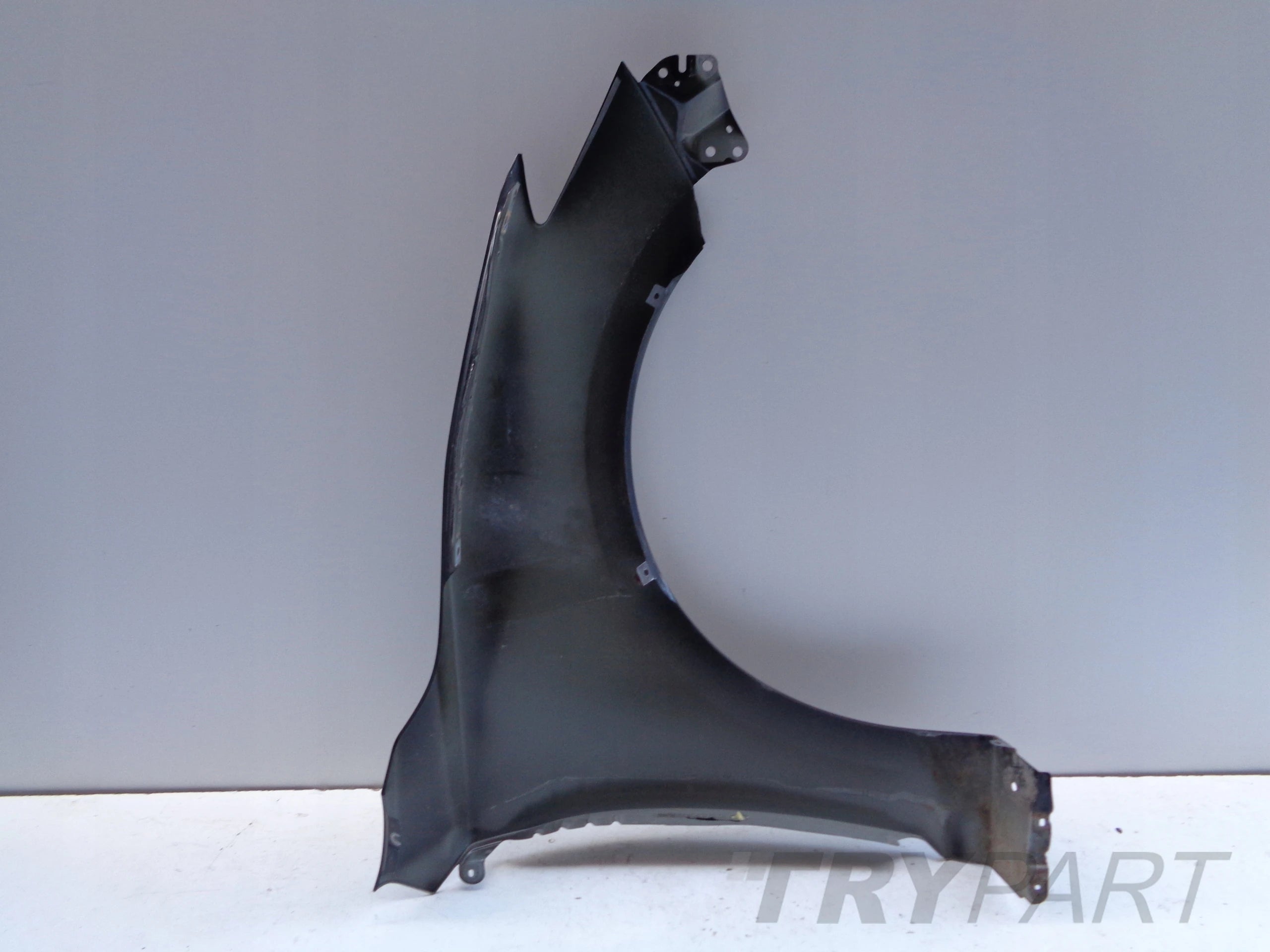 LEFT FRONT FENDER MAZDA 3 13- NO. 43903