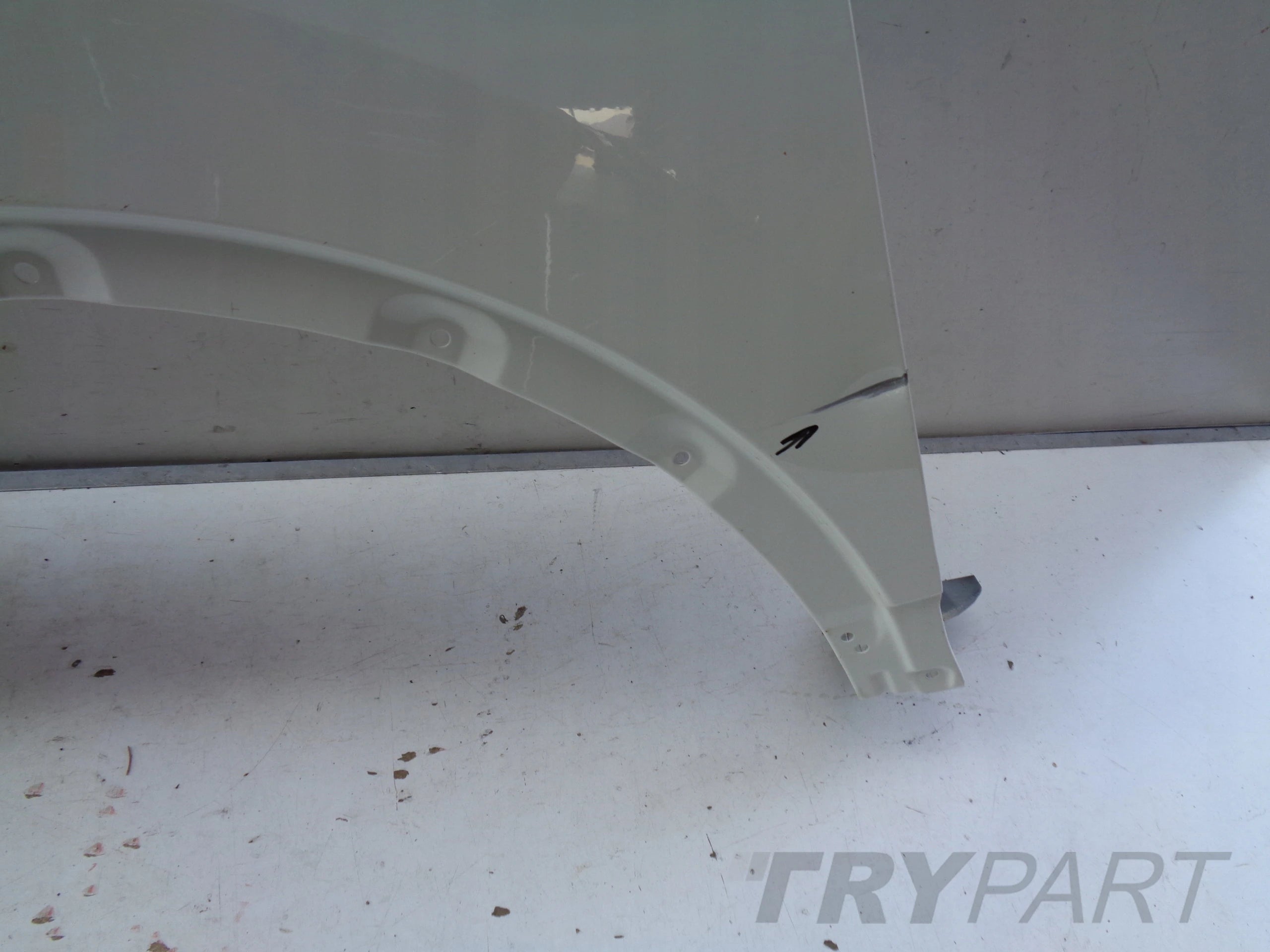 LEFT FRONT FENDER NISSAN QASHQAI 13- NO. 42386