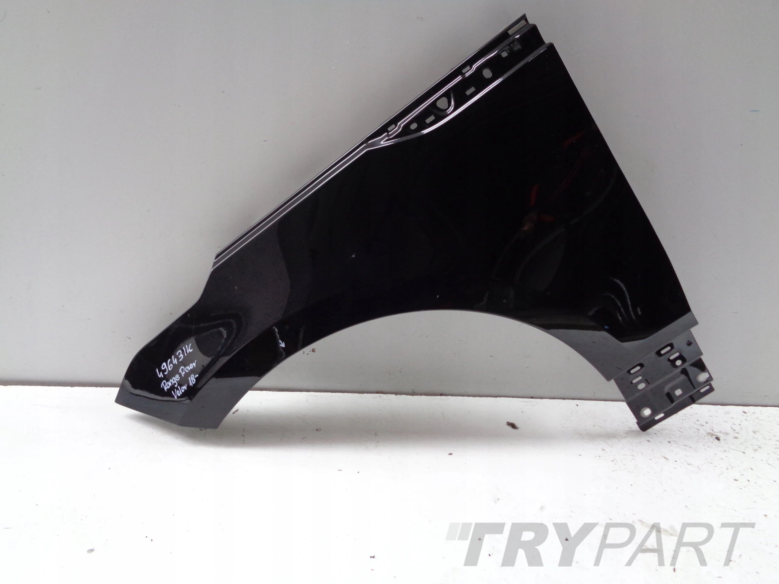 LEFT FRONT FENDER RANGE ROVER VELAR 18- NO. 49643