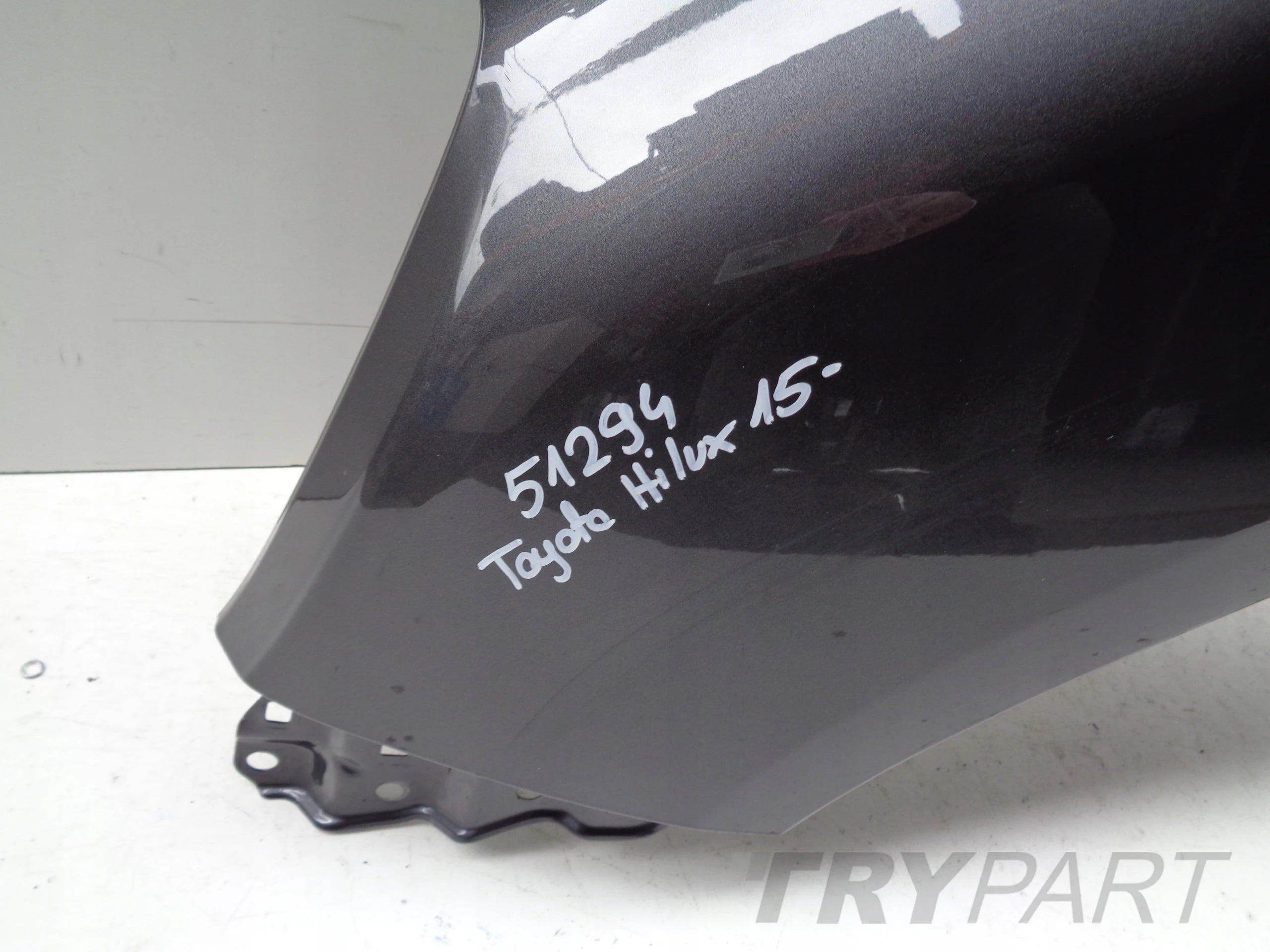 LEFT FRONT FENDER TOYOTA HILUX 15- NO. 51294