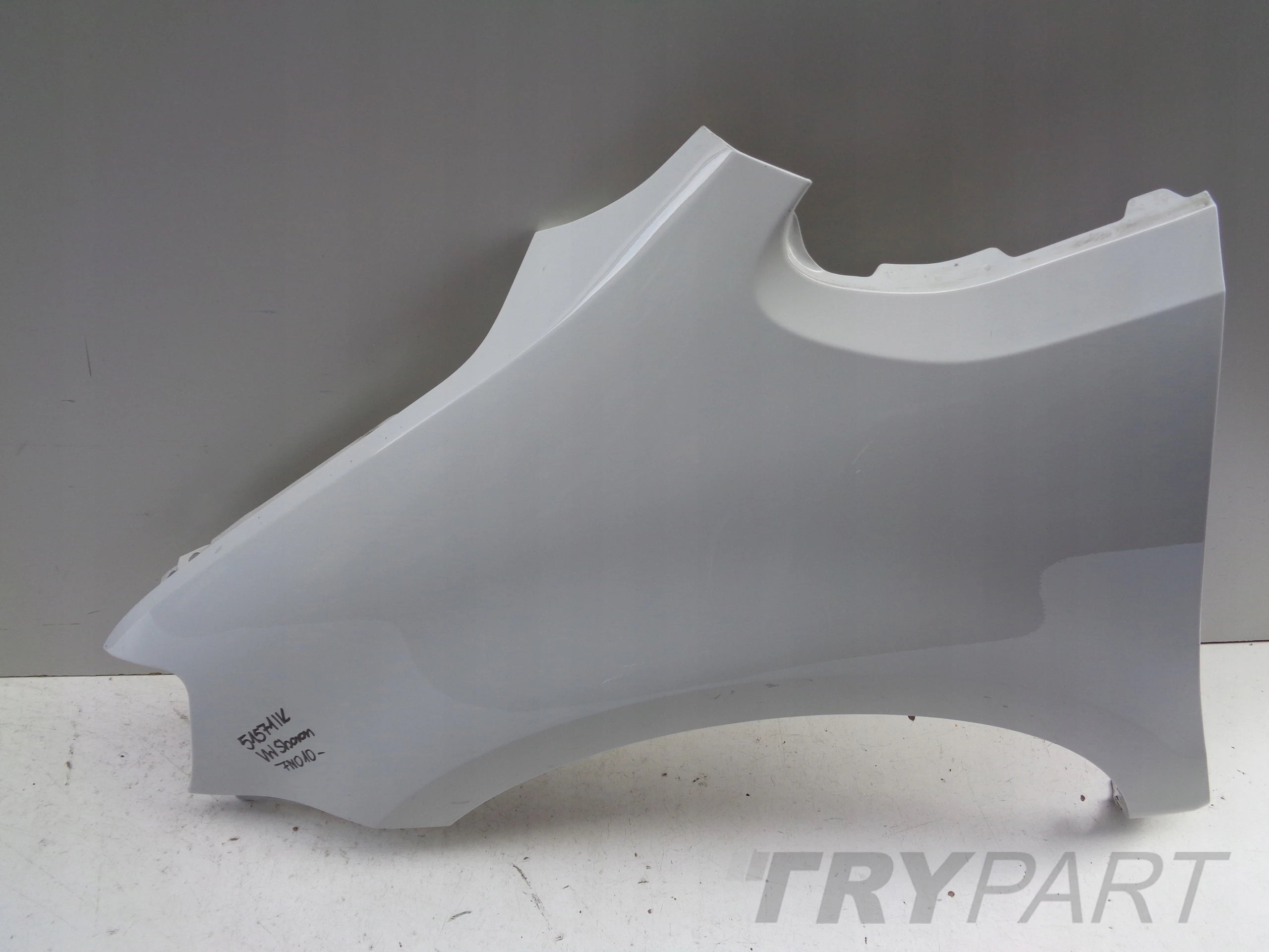 LEFT FRONT FENDER VW SHARAN 7N 7N0 10- SEAT ALHAMBRA 7N5 NO. 51571