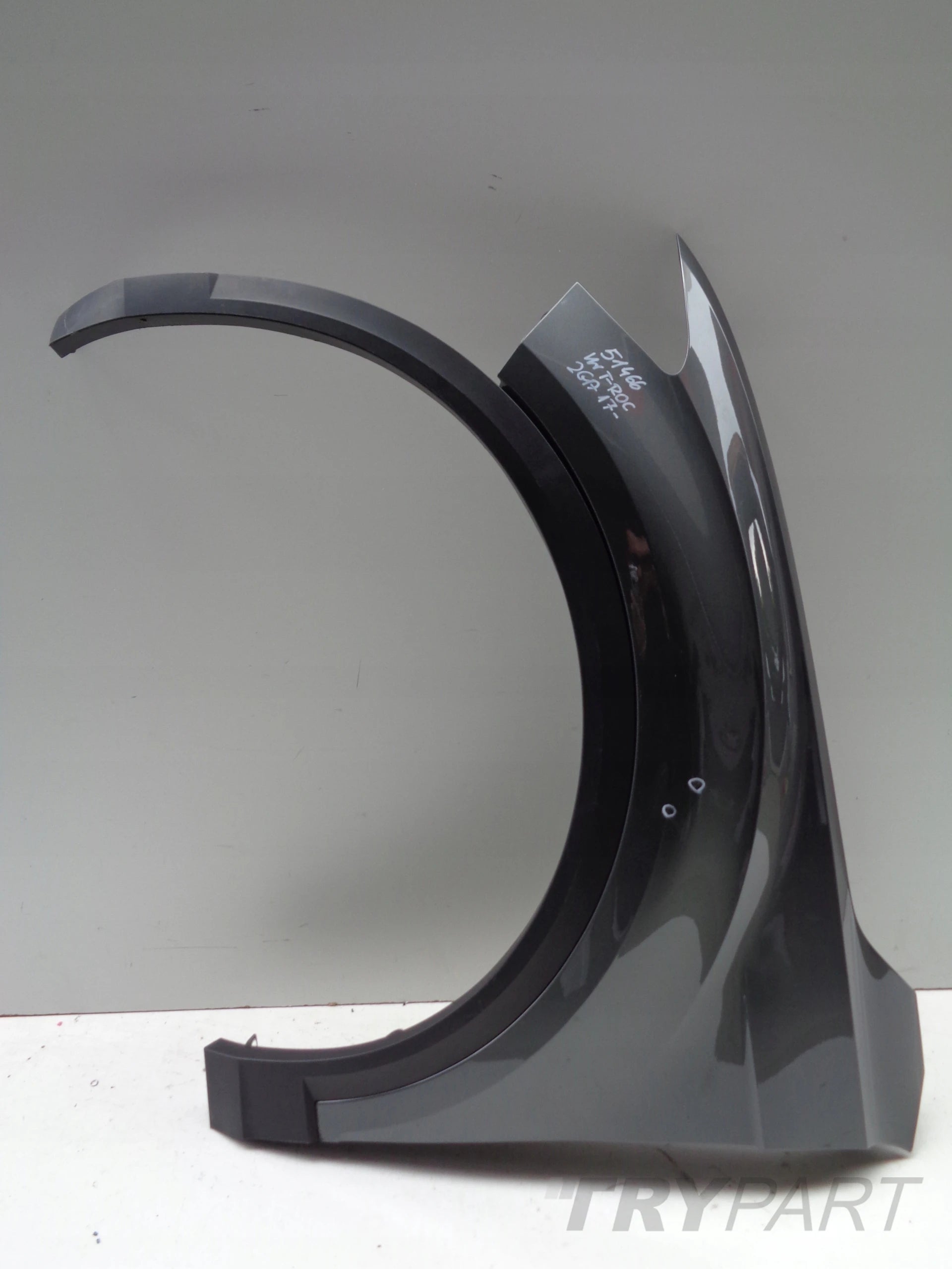 LEFT FRONT FENDER VW T-ROC 2GA 17- NO. 51466