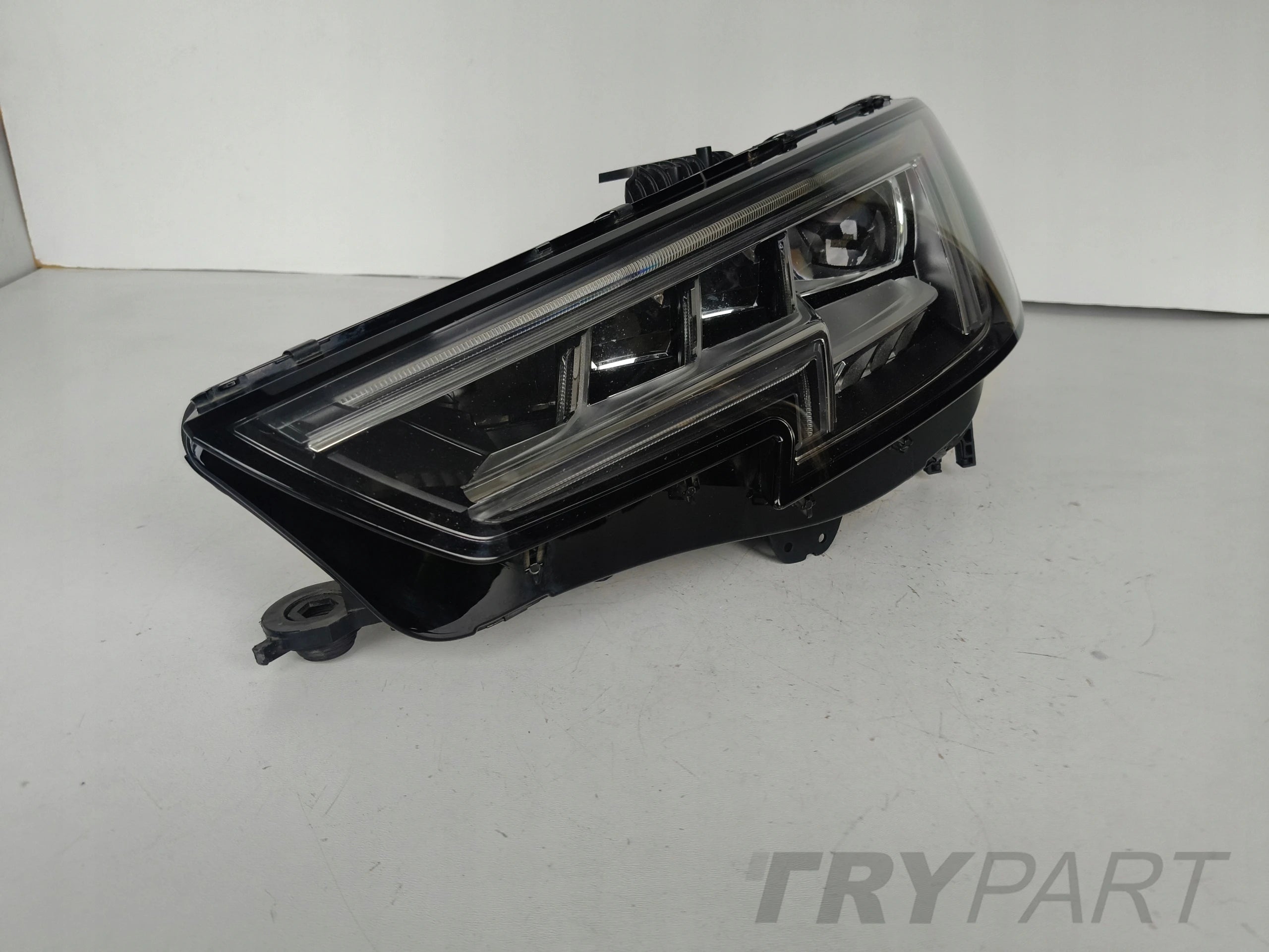 LEFT HEADLIGHT AUDI A4 B9 8W 8W0 15- FULL LED MATRIX