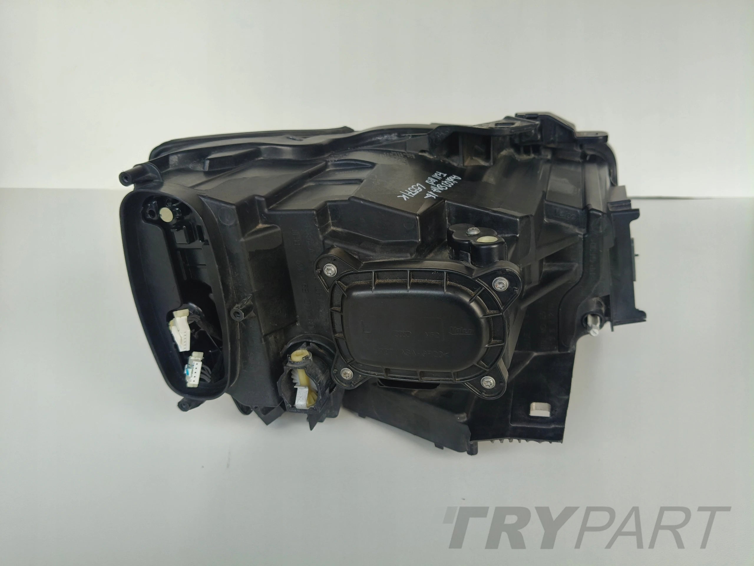 LEFT HEADLIGHT AUDI Q2 81A 16- FULL LED
