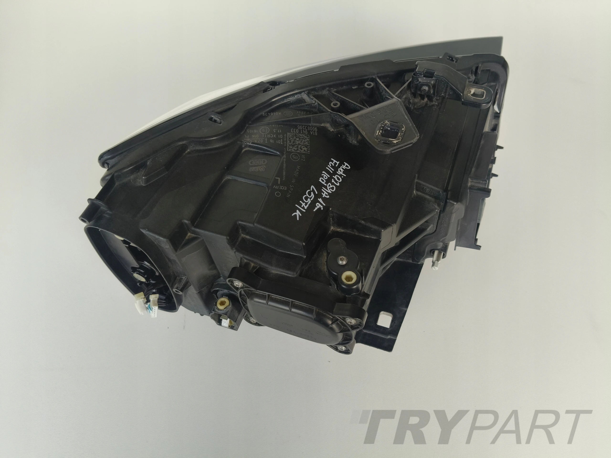 LEFT HEADLIGHT AUDI Q2 81A 16- FULL LED
