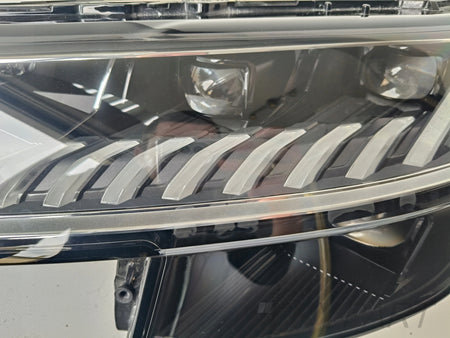 LEFT HEADLIGHT AUDI Q8 4M8 FULL LED MATRIX