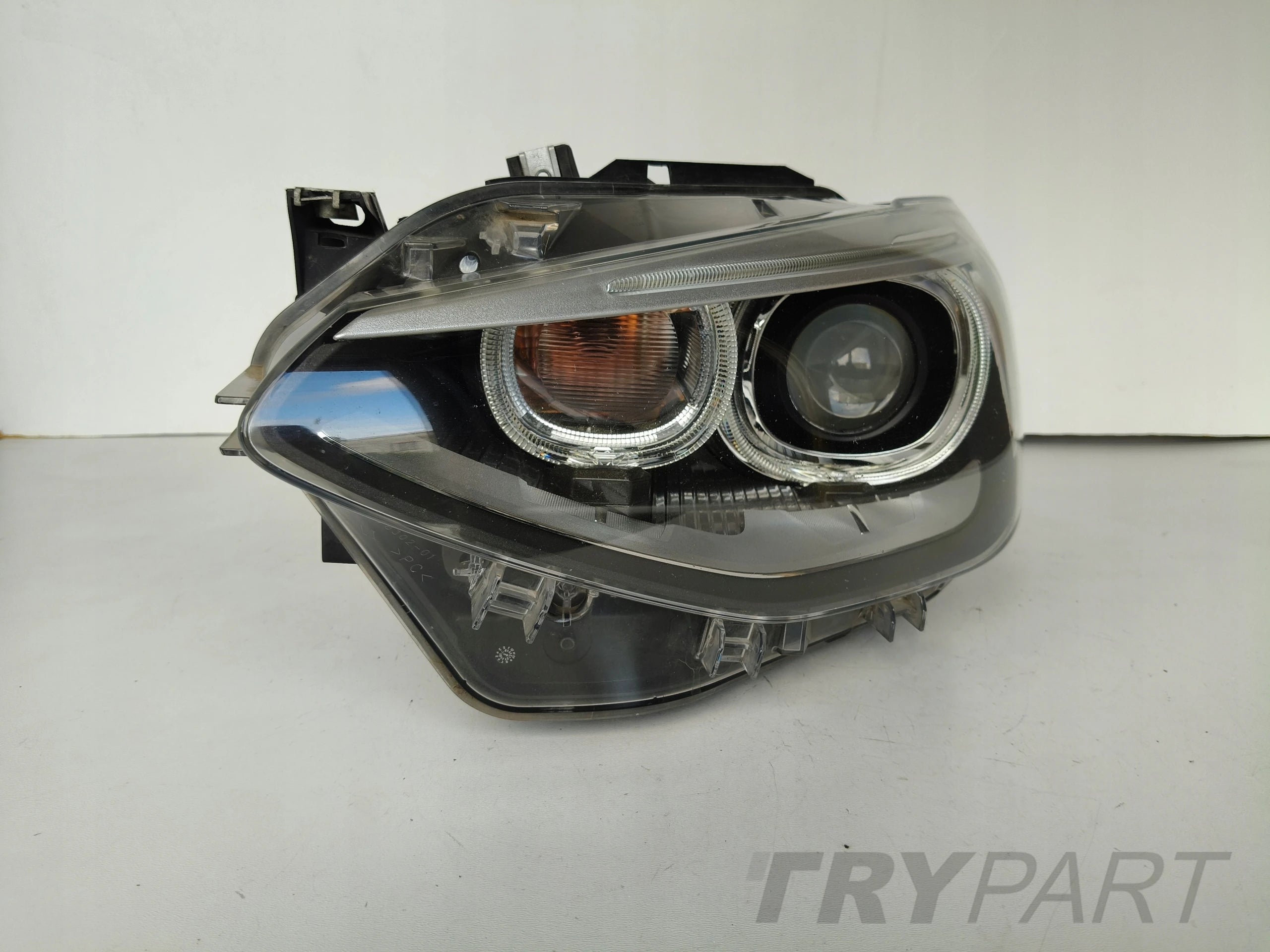 LEFT HEADLIGHT BMW 1 F20 F21 10-14 XENON LED NON-ADAPTIVE