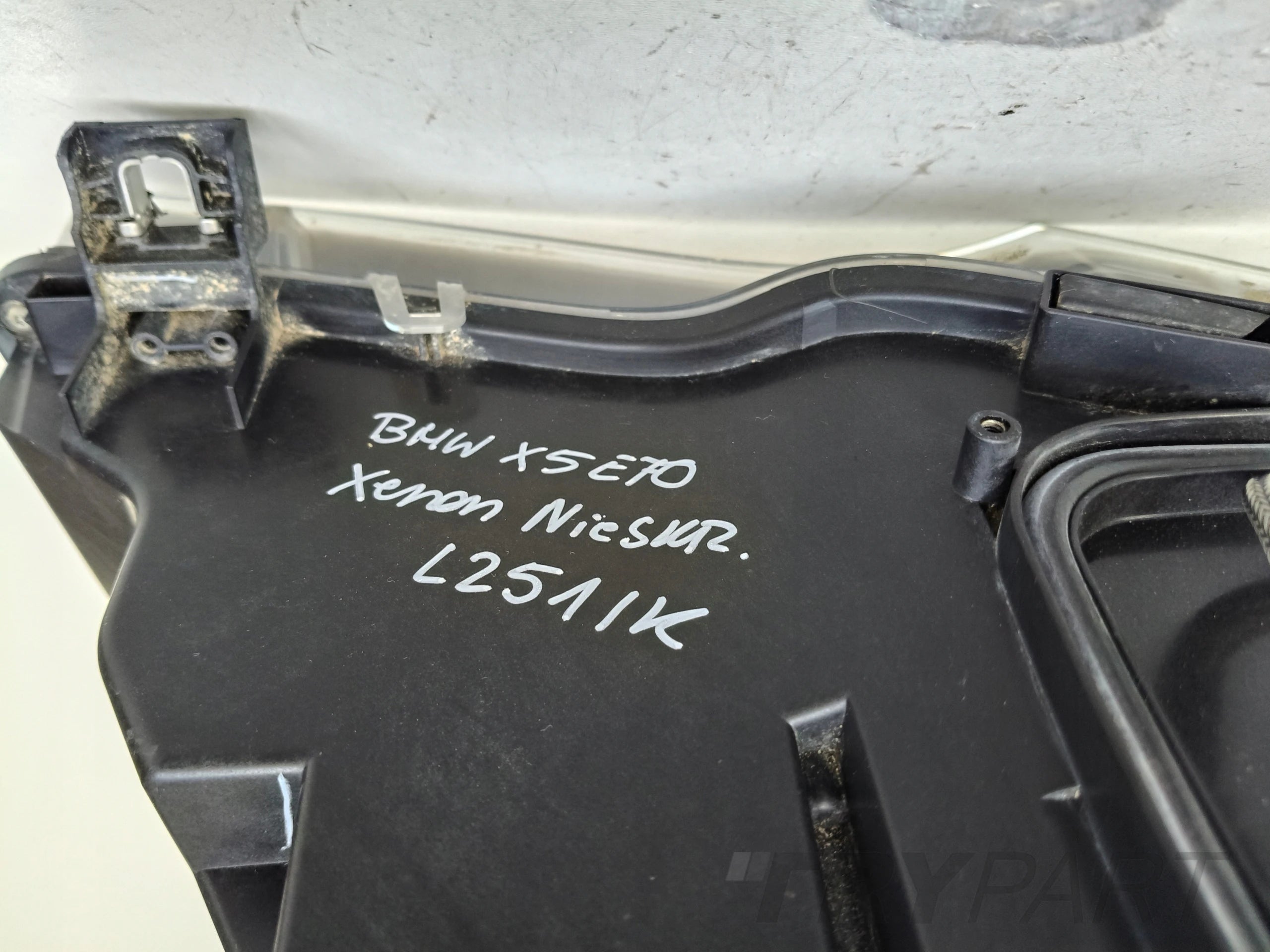LEFT HEADLIGHT BMW X5 E70 XENON NON-ADAPTIVE
