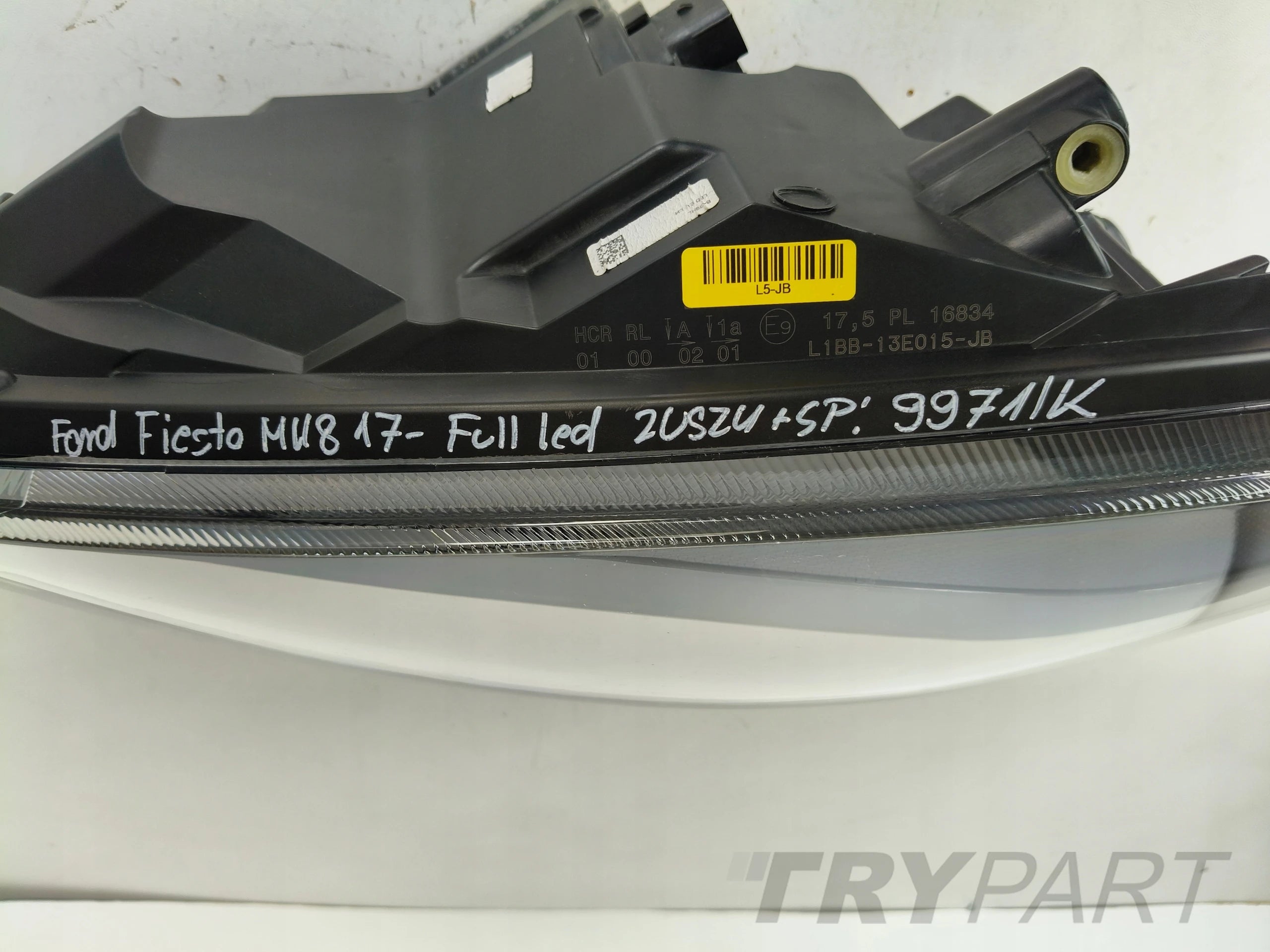 LEFT HEADLIGHT FORD FIESTA MK8 ST 17- FULL LED DARK