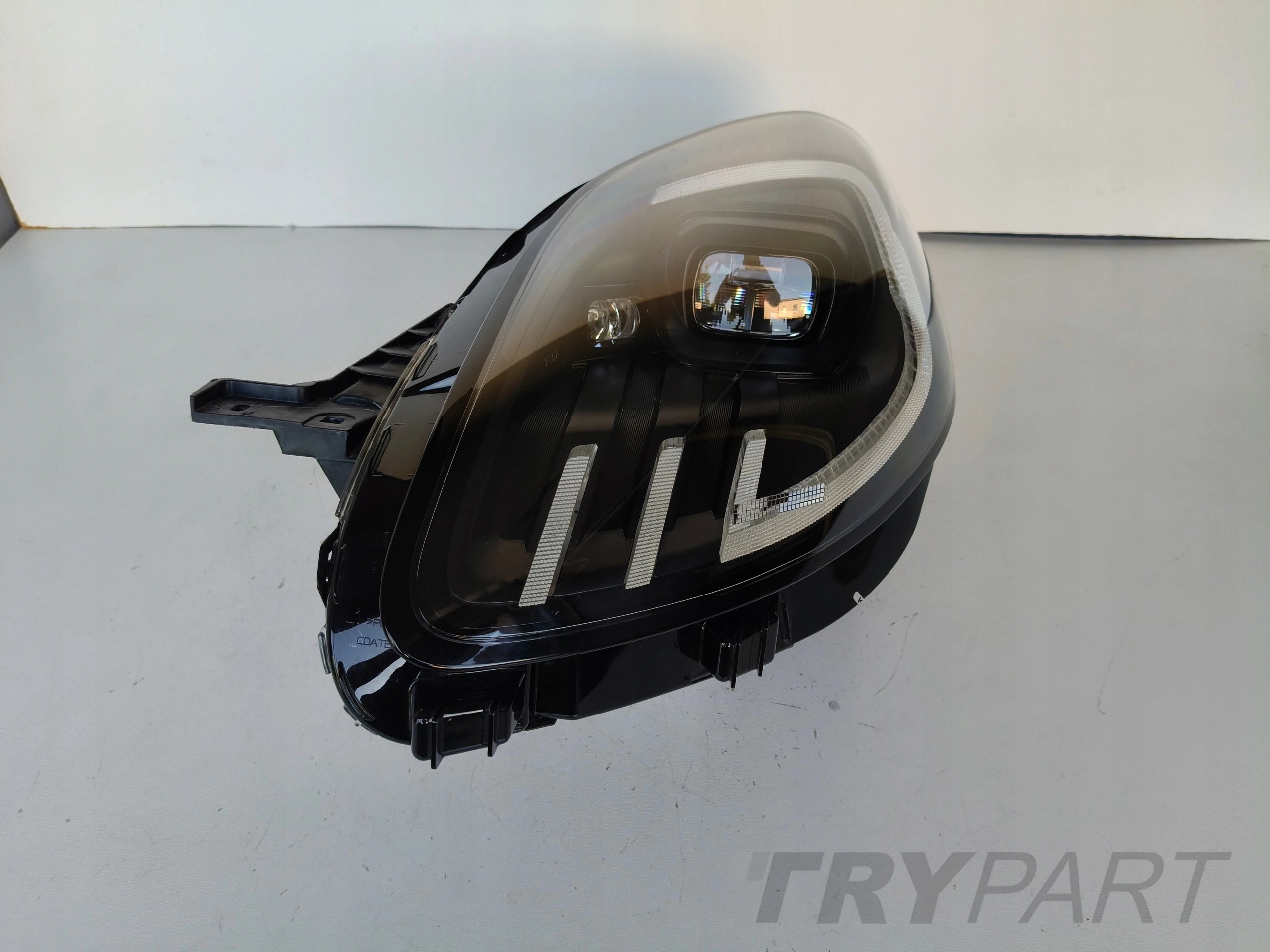 LEFT HEADLIGHT FORD PUMA 23- LIFT FULL LED